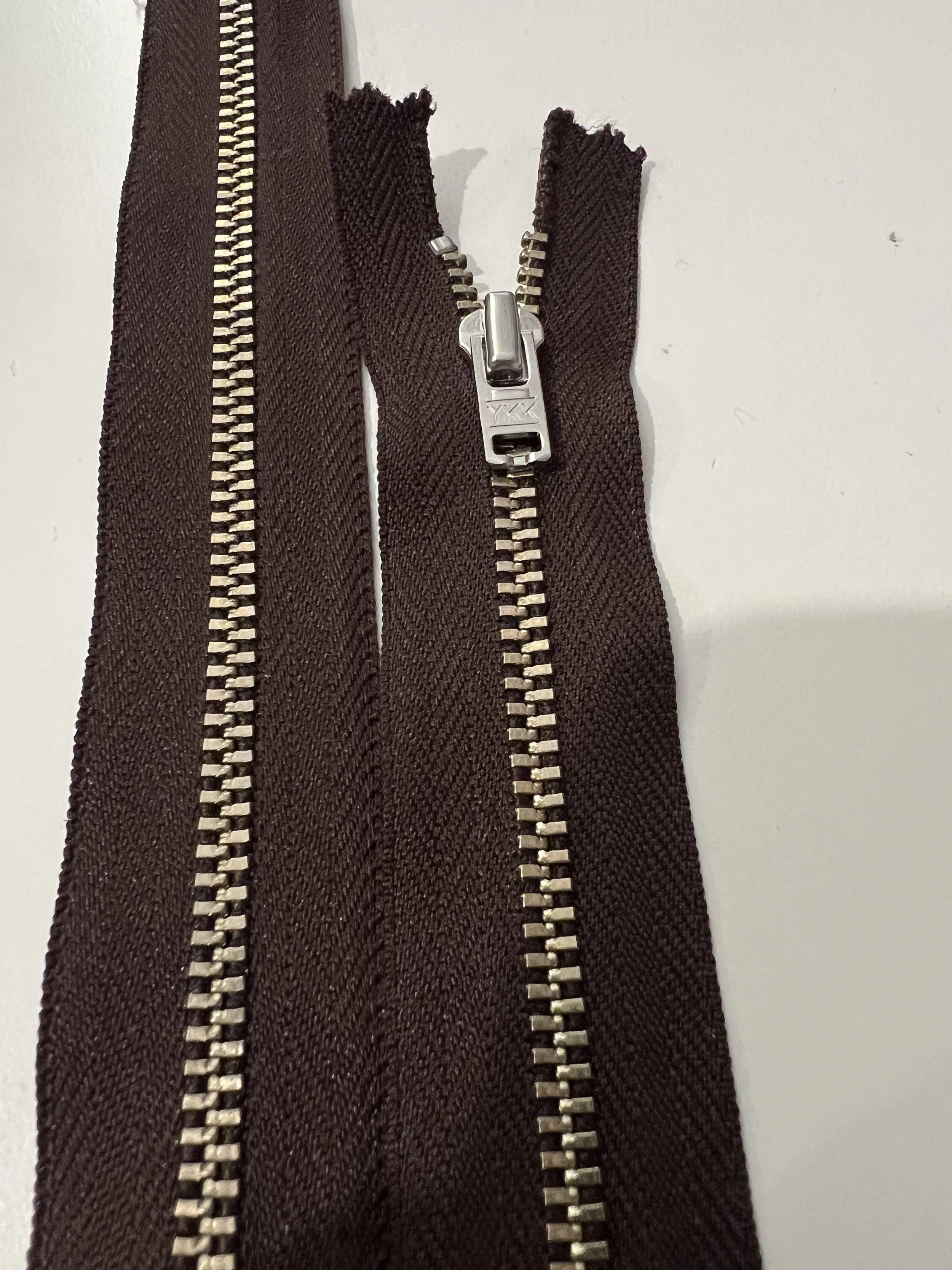 YKK #4.5 30cm Closed End Metal Zipper Brown