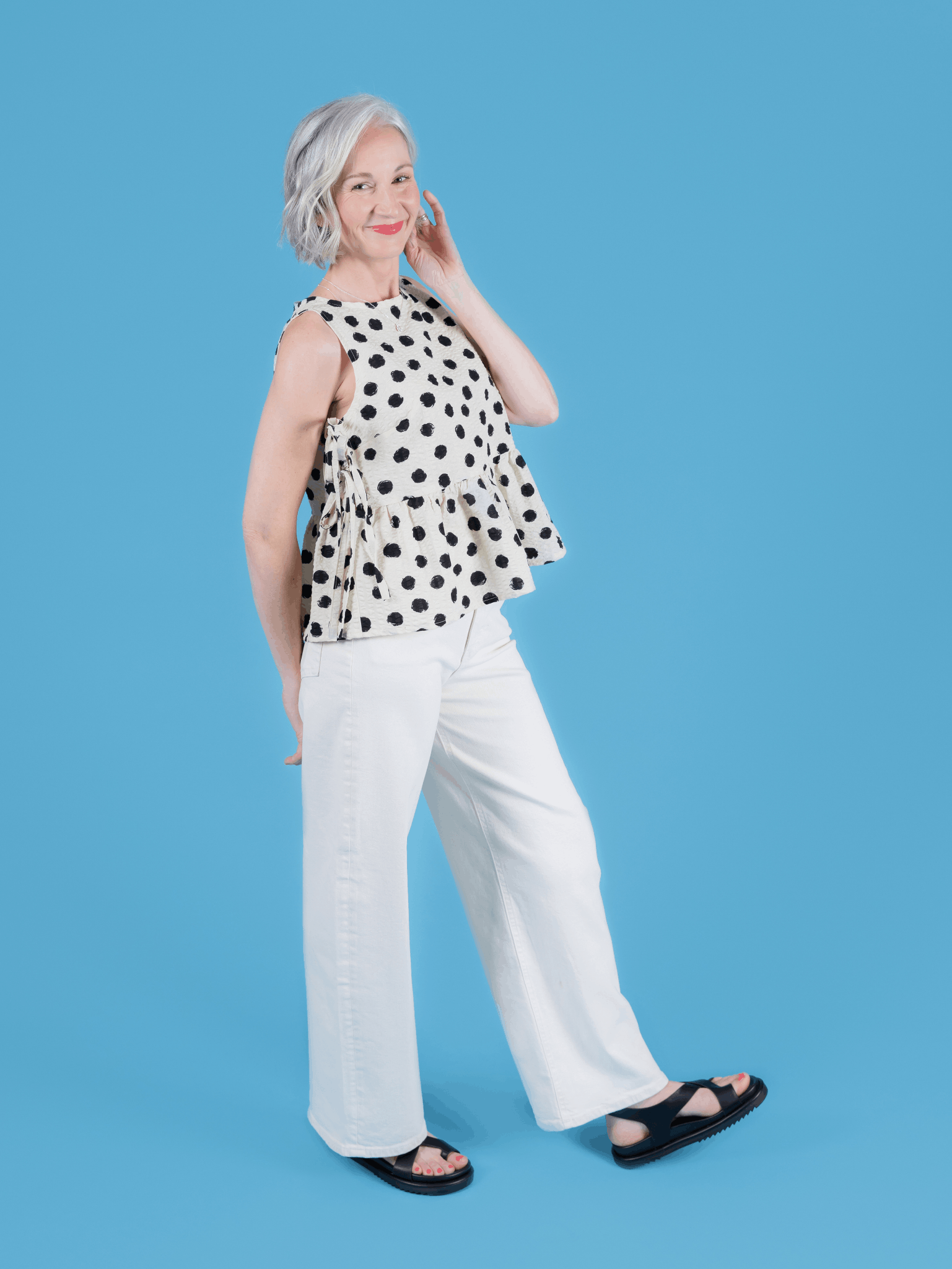 leah-top-dress-sewing-pattern-tilly-and-the-buttons-3.png