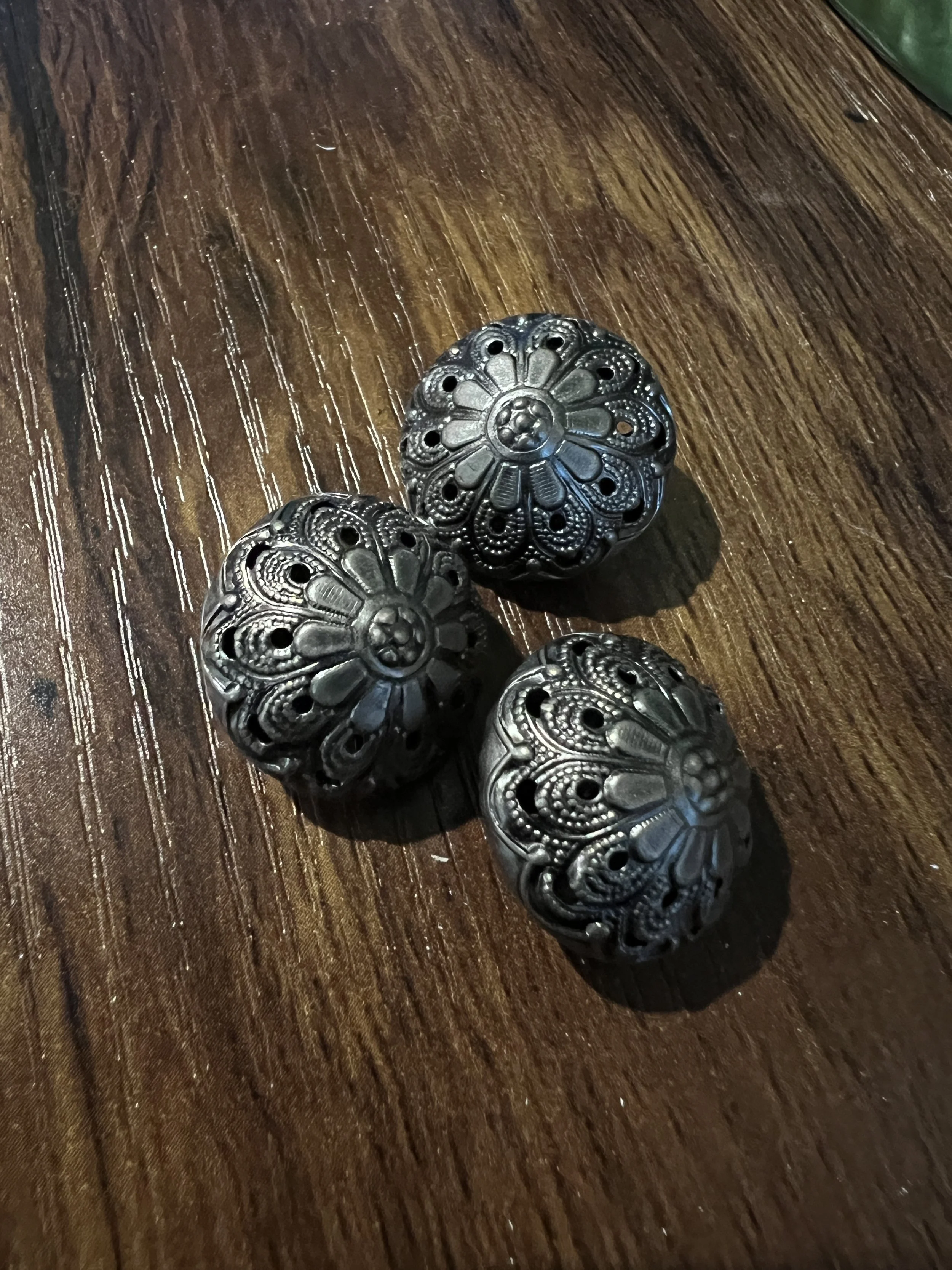 Florence 20mm Silver Ornate Button