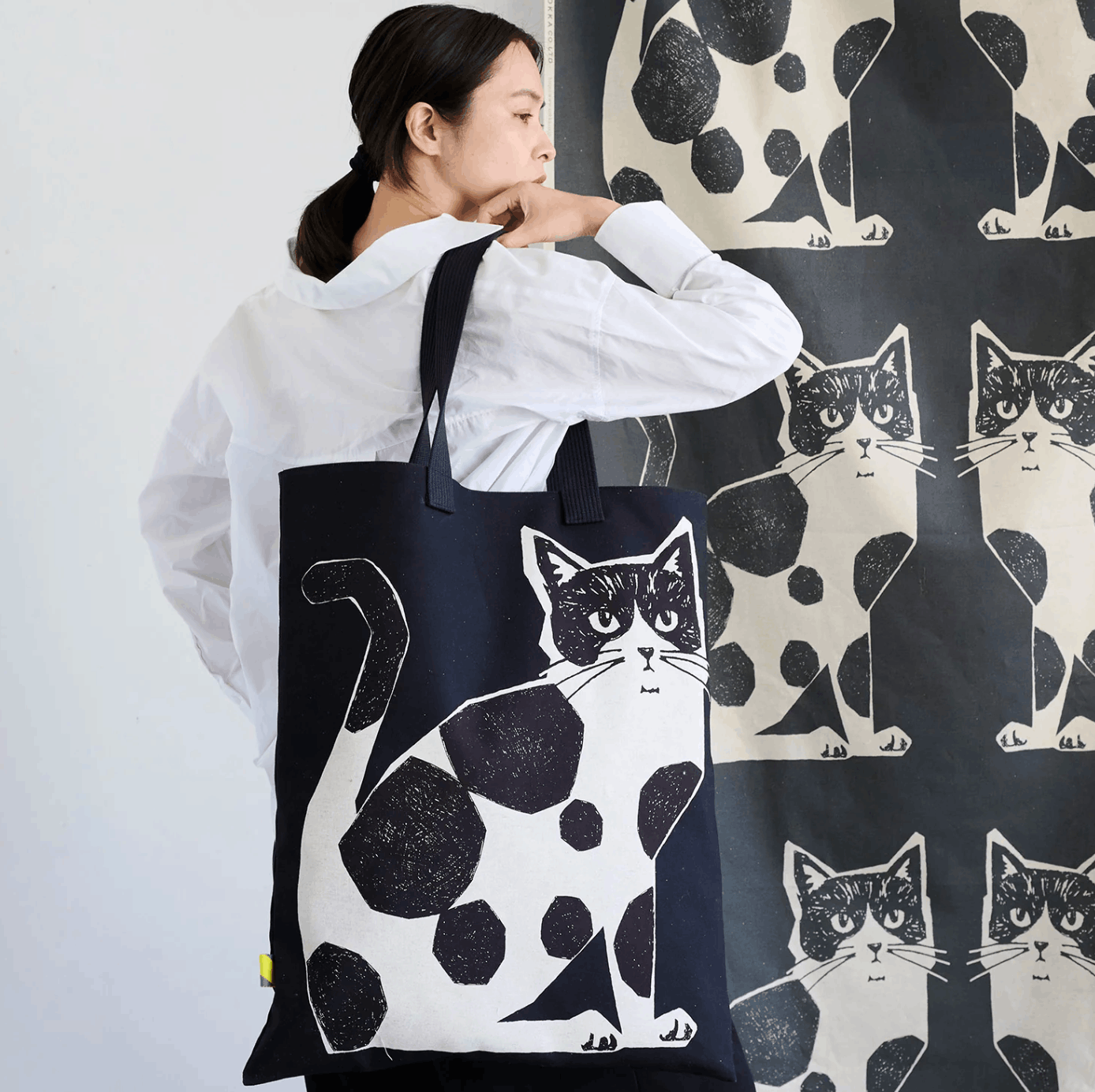 Kokka - Echino Nekonoe TWO CAT Cotton Linen Canvas Panel