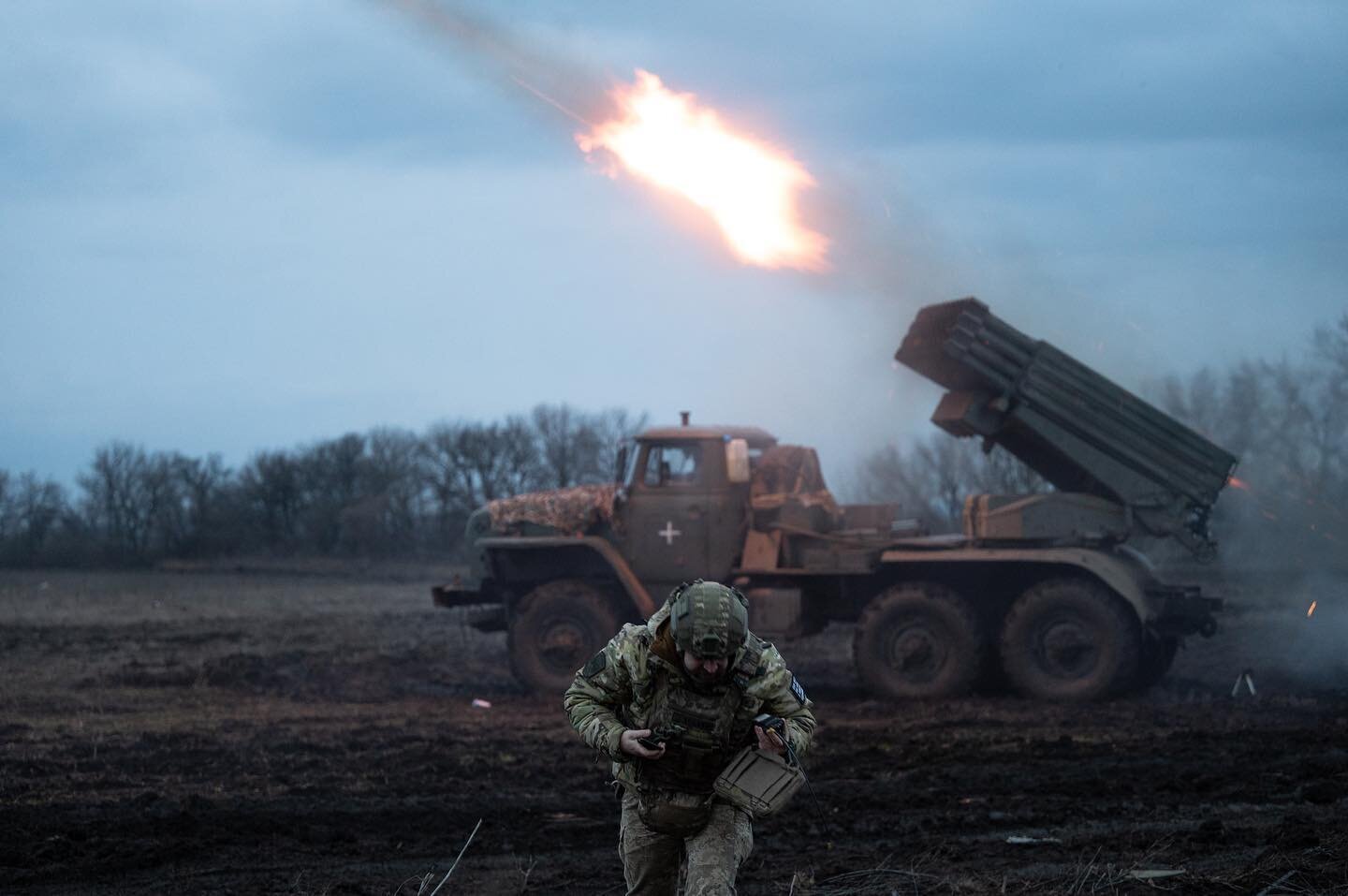 A BM-21 &ldquo;Grad&rdquo; rocket launcher of the 80th Separate Galician Air Assault Brigade fires on Russian positions in the Bakhmut direction, 2 January 2024. This particular Grad is a trophy; formerly in Russian military service, it was captured 