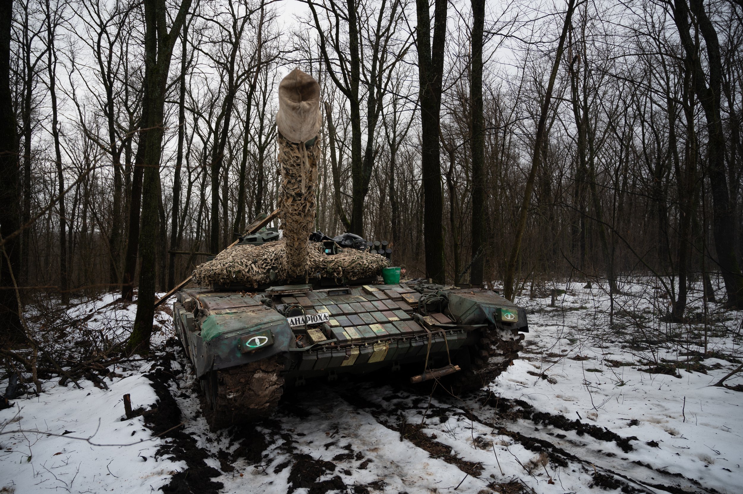 Benjamin-Mack-Jackson-War-In-Ukraine-T-72-Tank-Front-Line7.jpg