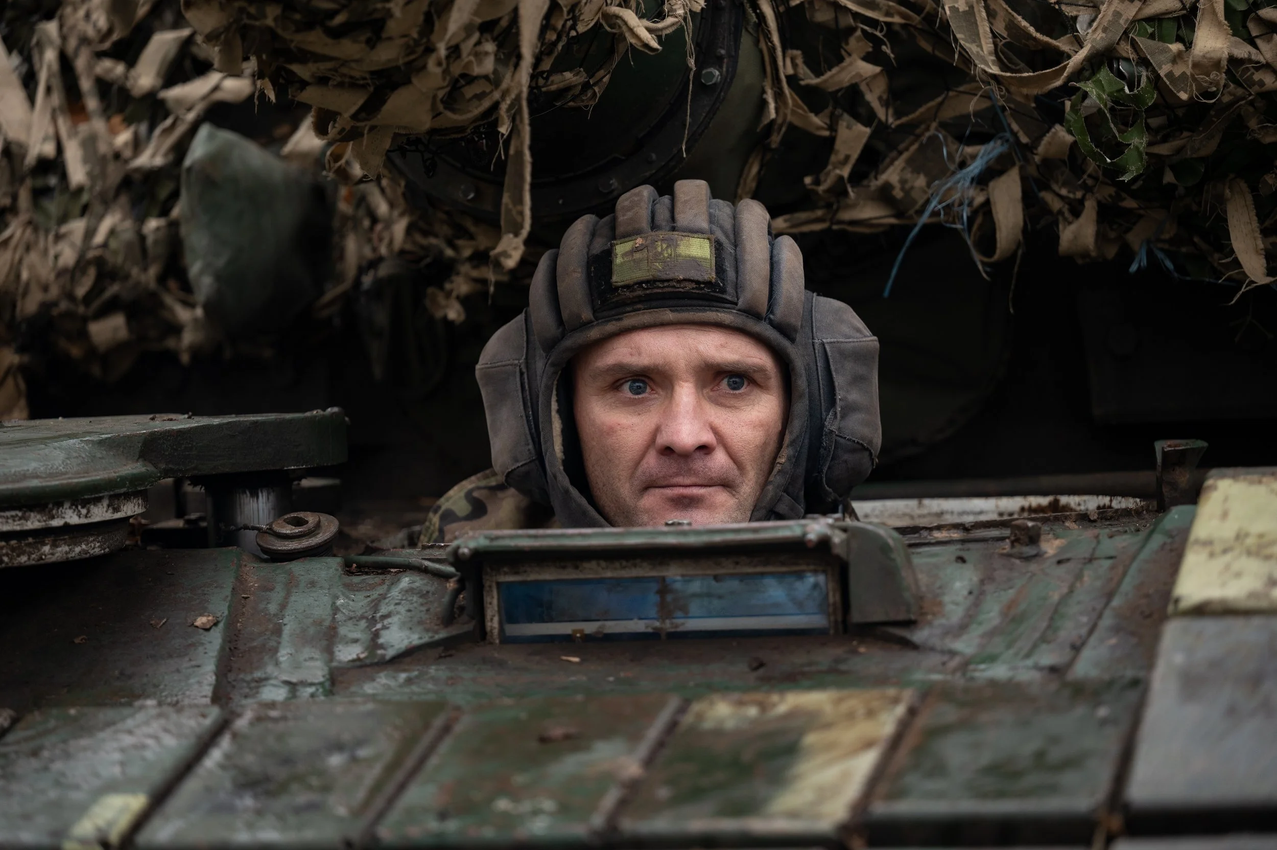 Benjamin-Mack-Jackson-War-In-Ukraine-T-72-3rd-Tank-Brigade-Soldiers-Kharkiv.jpg