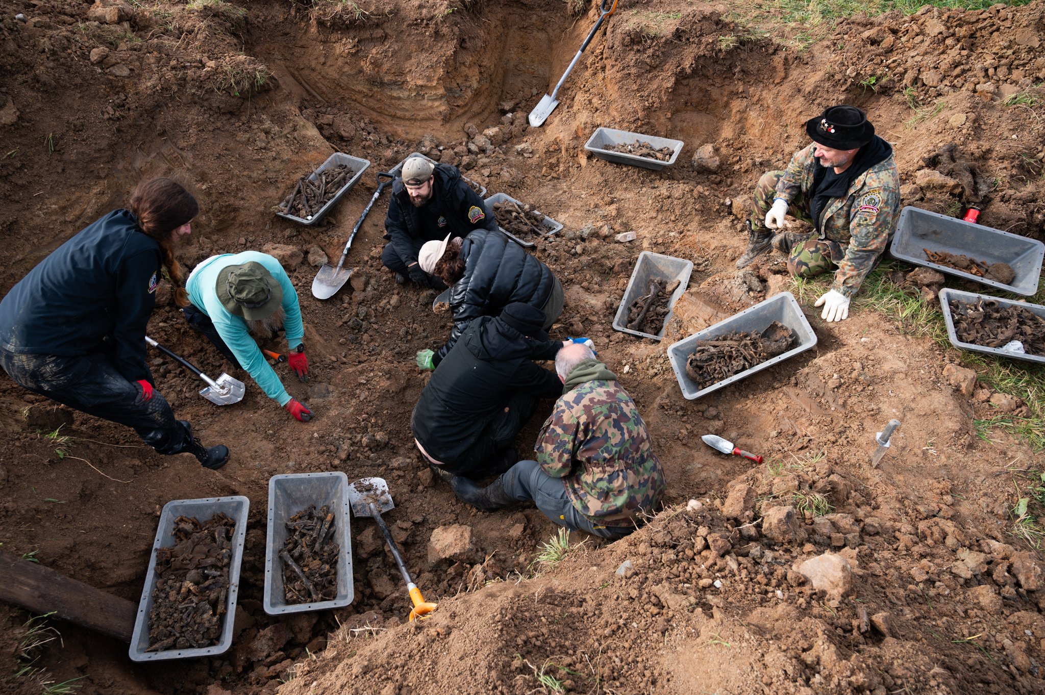 Benjamin-Mack-Jackson-Legenda-Military-Archaeology-Recovering-WWII-Soviet-German-Soldiers-Latvia.jpg