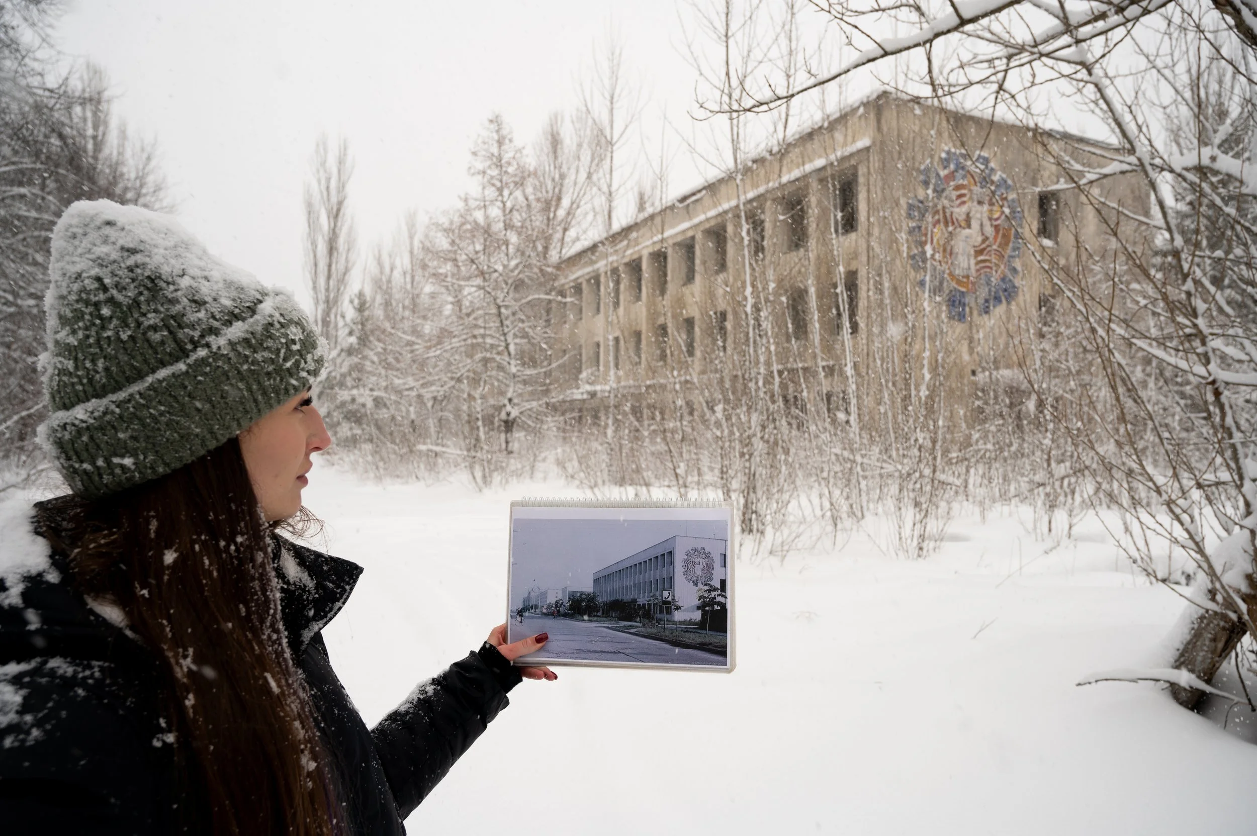 Benjamin-Mack-Jackson-Chornobyl-Exclusion-Zone-Prypiat-Before-and-After-Ukraine.jpg