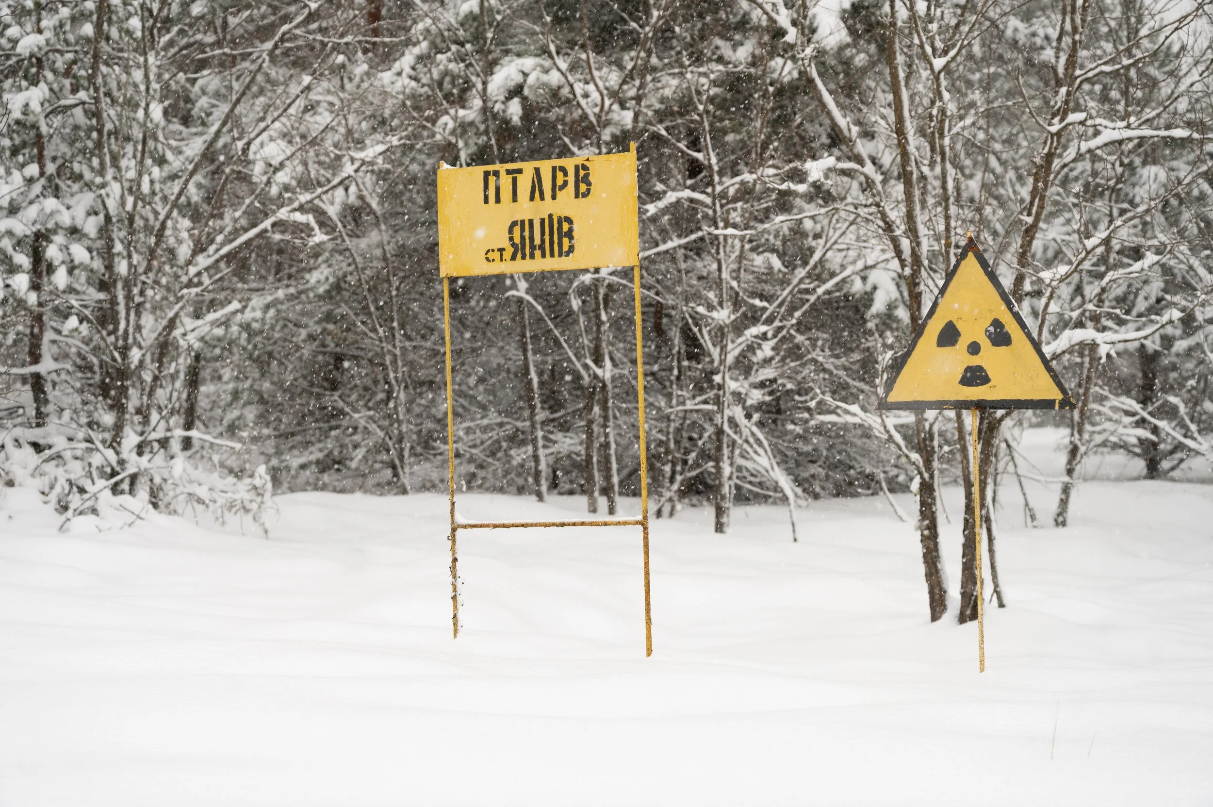 Benjamin-Mack-Jackson-Chornobyl-Exclusion-Zone-Prypiat-Radioactive-Ukraine.jpg