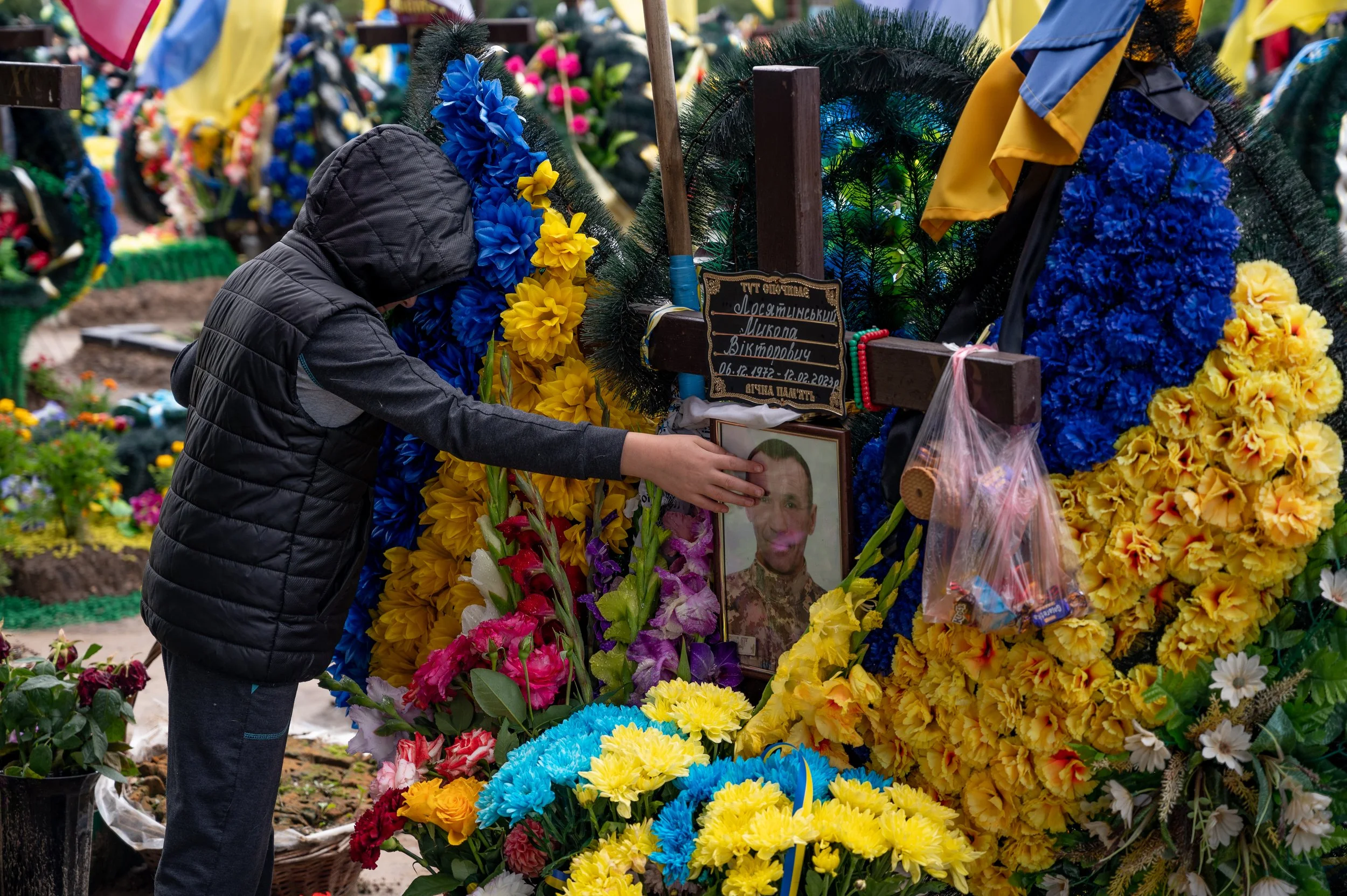 Benjamin-Mack-Jackson-War-In-Ukraine-son-of-Mykola-Kolya-Losyatinsky.jpg