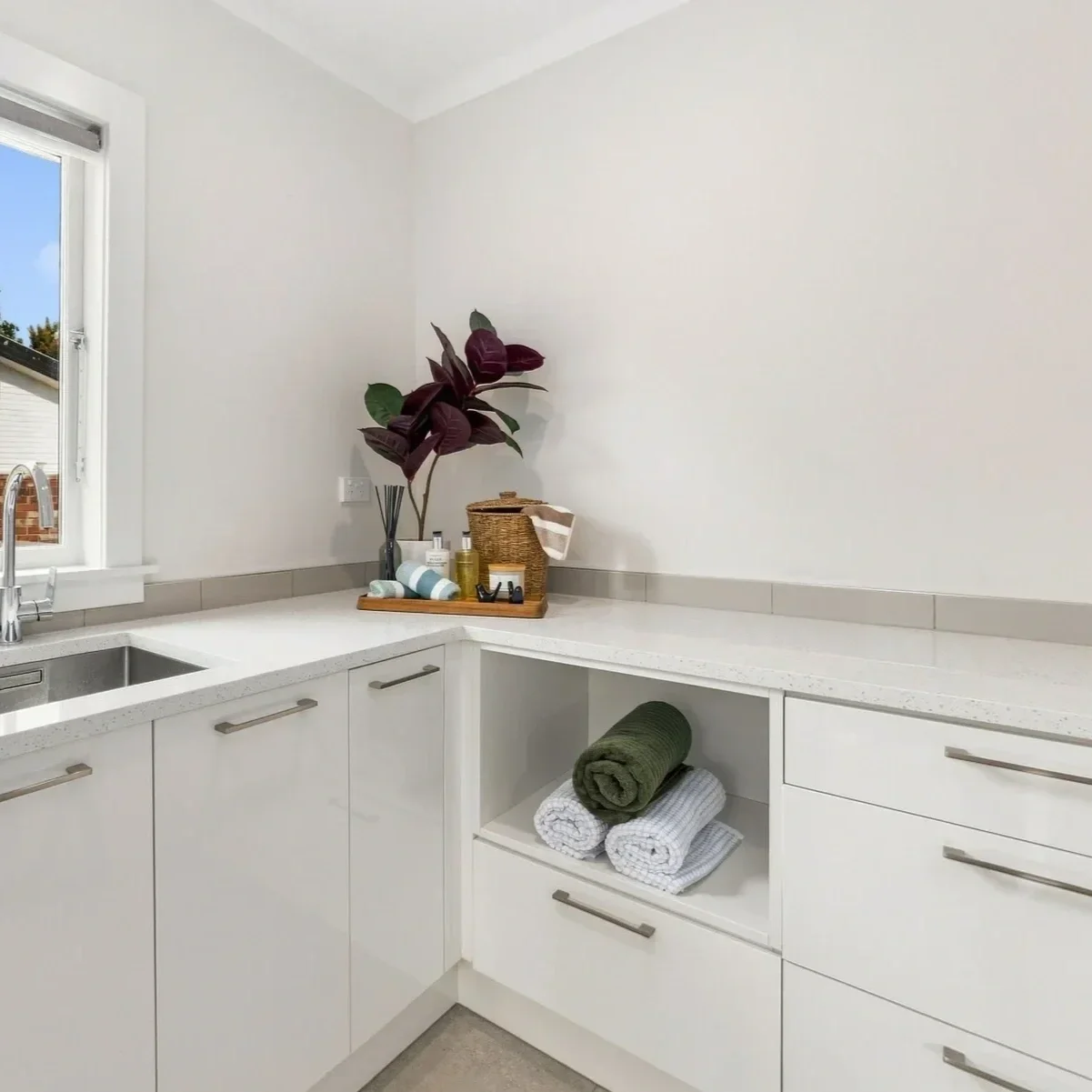 I'm Home Staging Dining Room