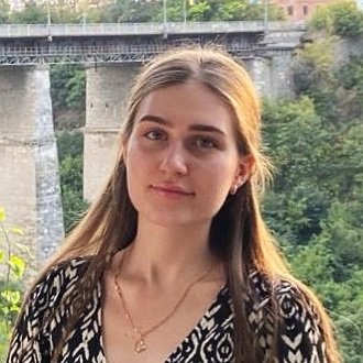 Polina Ovdak
Hornostaivka, Southern Ukraine
Read Bio