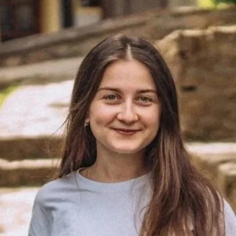Mariana Khrystyk
Ostroh, Western Ukraine
Read Bio