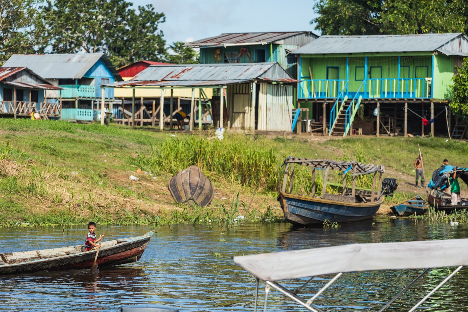 Learning to navigate the intricate and sometimes dangerous waterways that weave through the Amazonian jungles and sometimes small cities like Leticia, southeastern Colombia, begins for children as young as five. Without transcontinental roads, waterw