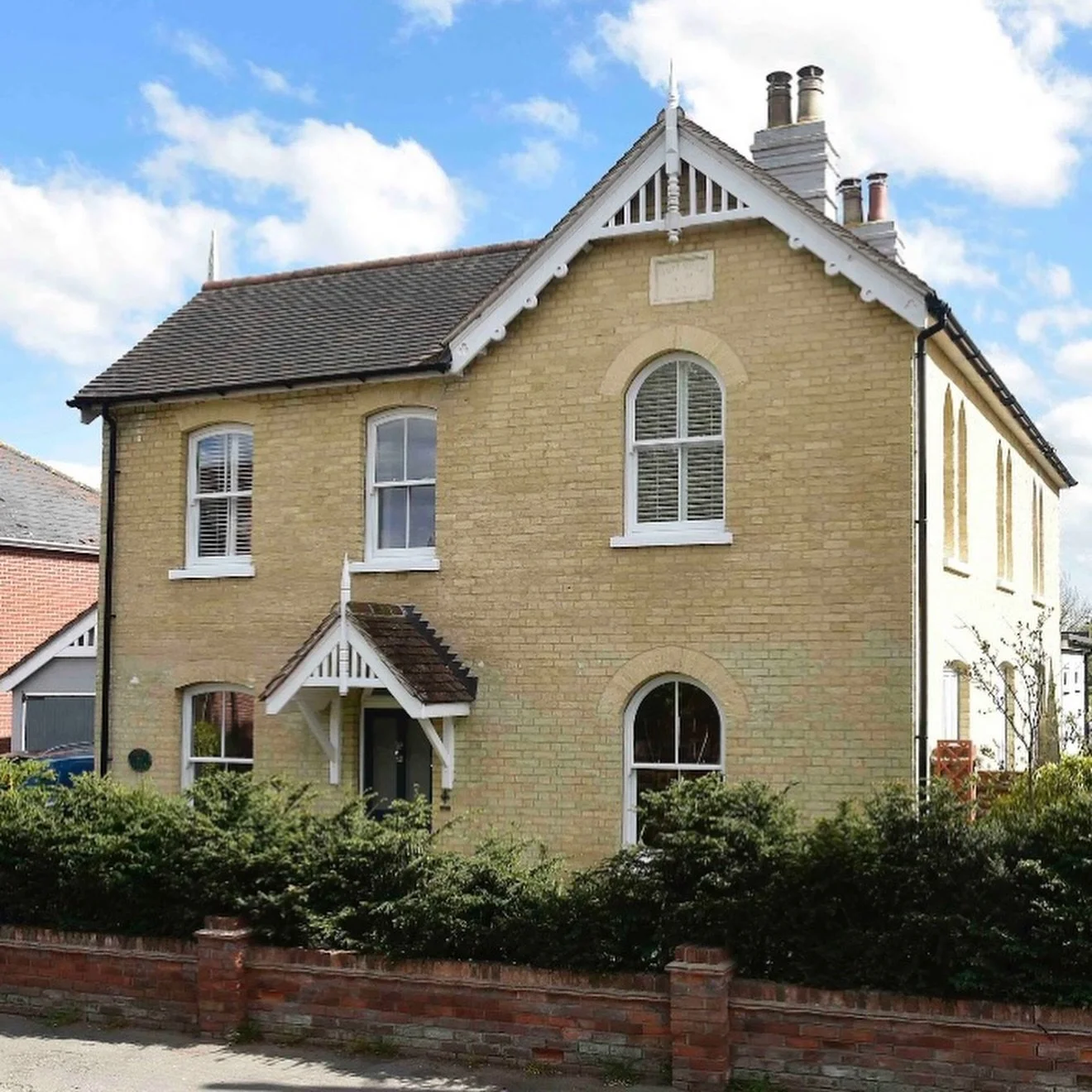 Throwback to a project from last year. We loved working on this stunning Victorian property in Copford; the sash windows and arched frames are absolutely timeless. This is exactly why we do what we do. ✨

#sashwindows Windows #Doors #timberwindowsess