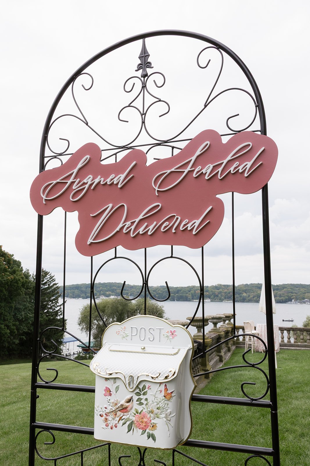 Isabella-Julian-Wedding-Previews-Mariah-Jones-Photography-105_websize.jpg
