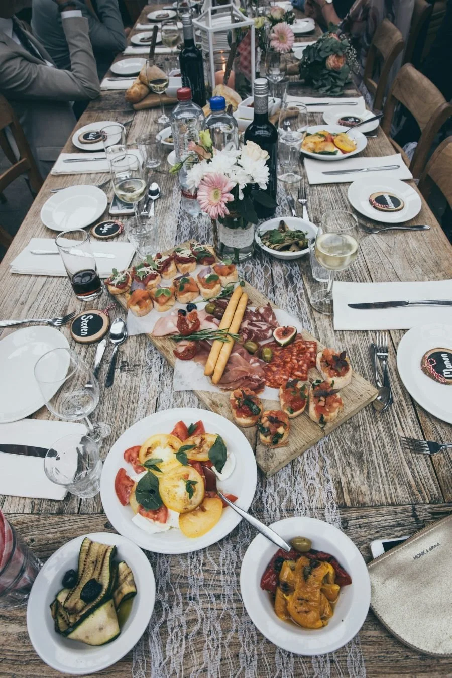 Farm-to-Table Entertaining: Creating a Rustic Dinner Party Your Family Will Love