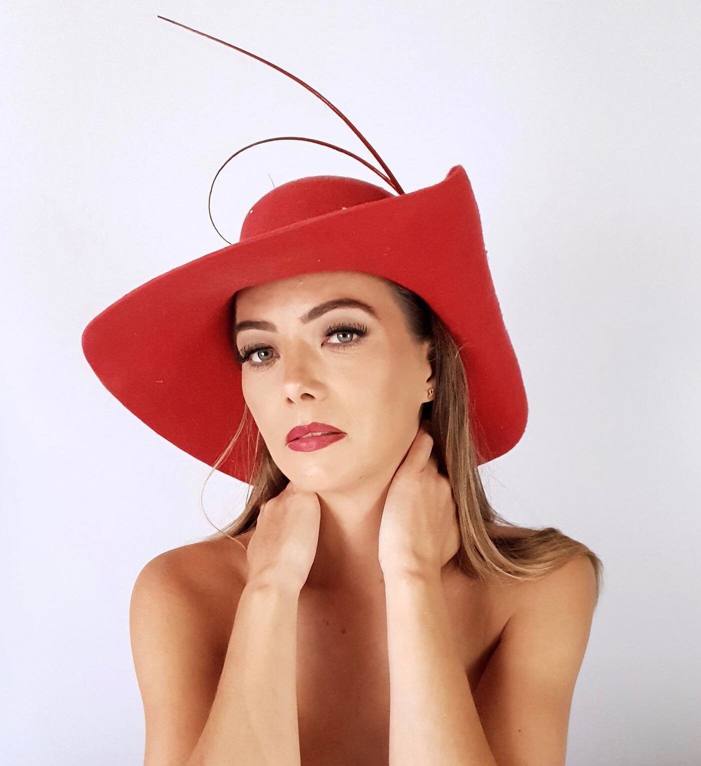 Fabulous photo by @sarahedenstilllife of the stunning @nicm06 with make up by the super talented @casseybellbridal a wonderful team of ladies who help bring my headwear to life 🤩 this hat also features crystal stones by @swarovski