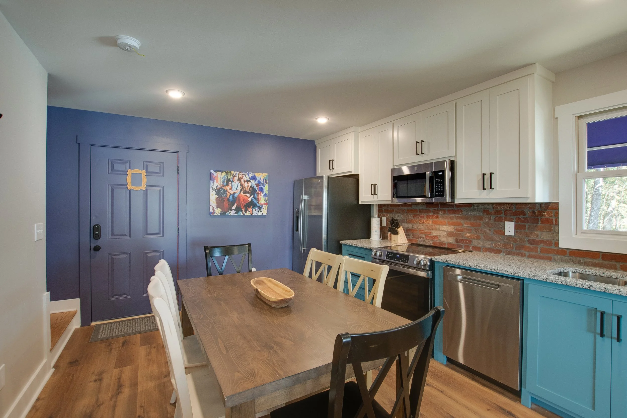 Central Perk kitchen.jpg