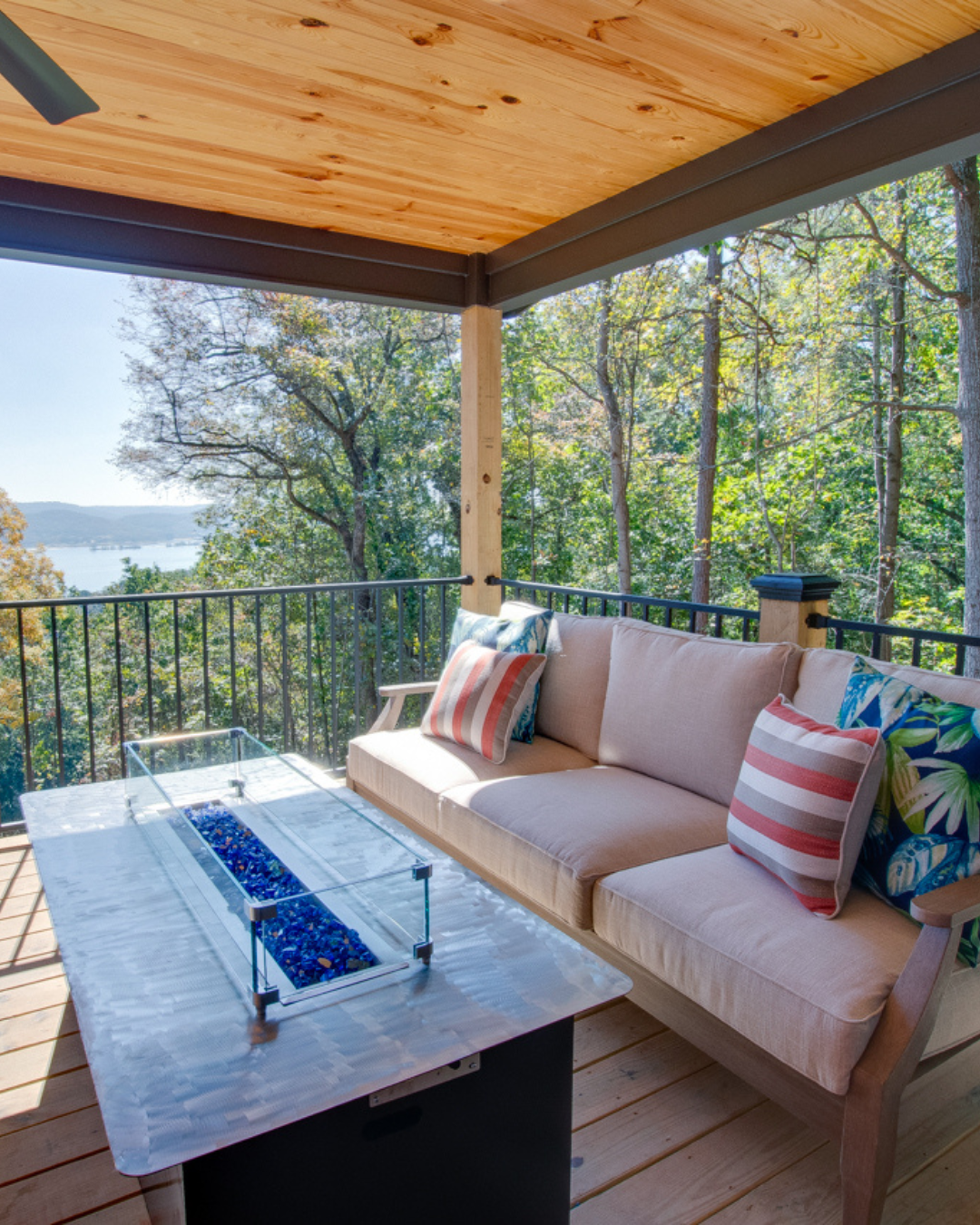 Island Breeze deck.png