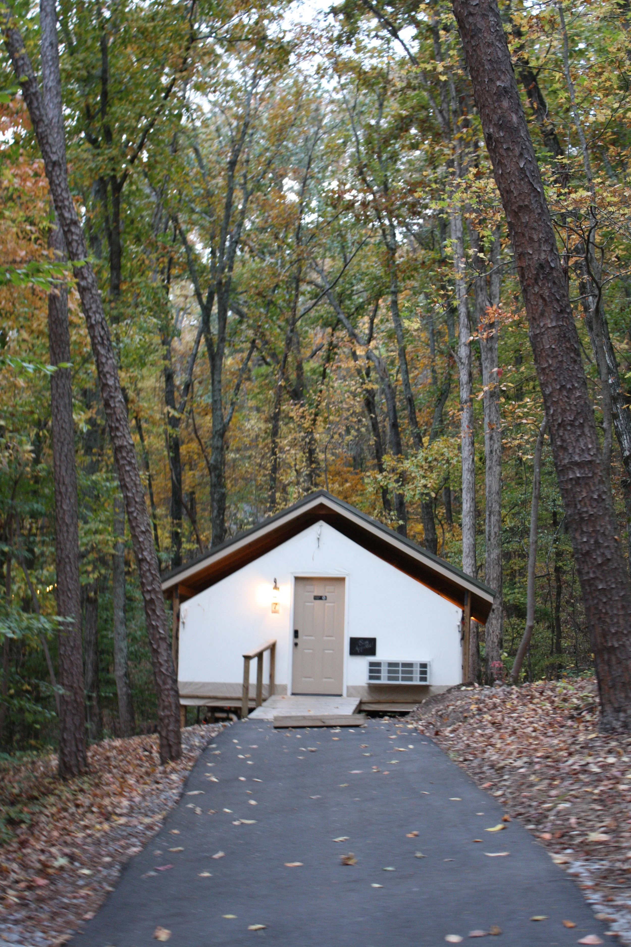 Glamping tent (5).JPG