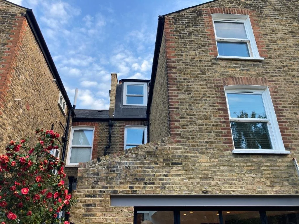 PHOTO-2023-04-22-19-45-28 2.jpg