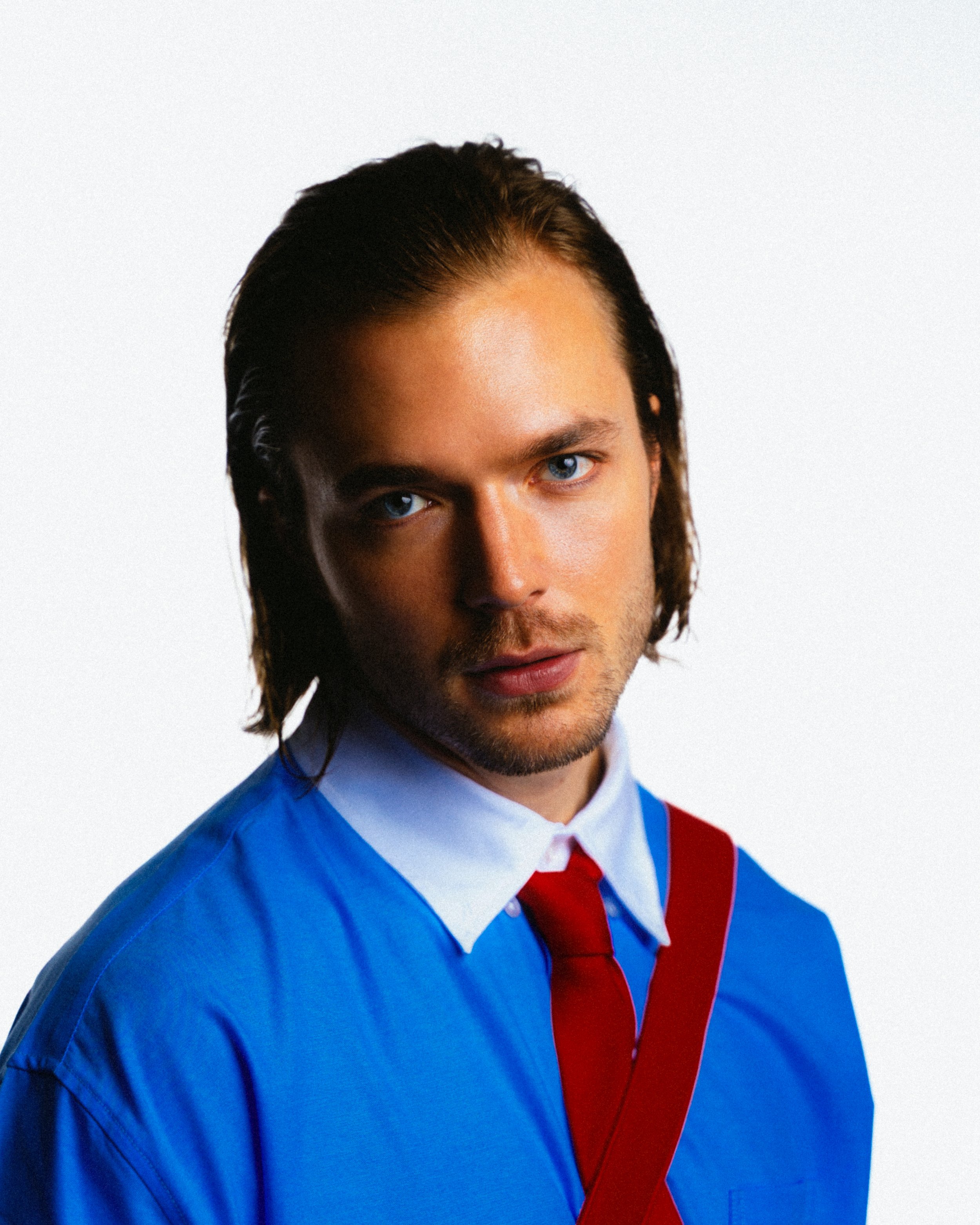 Jaakko Kulta at the studio- Color-6.jpg