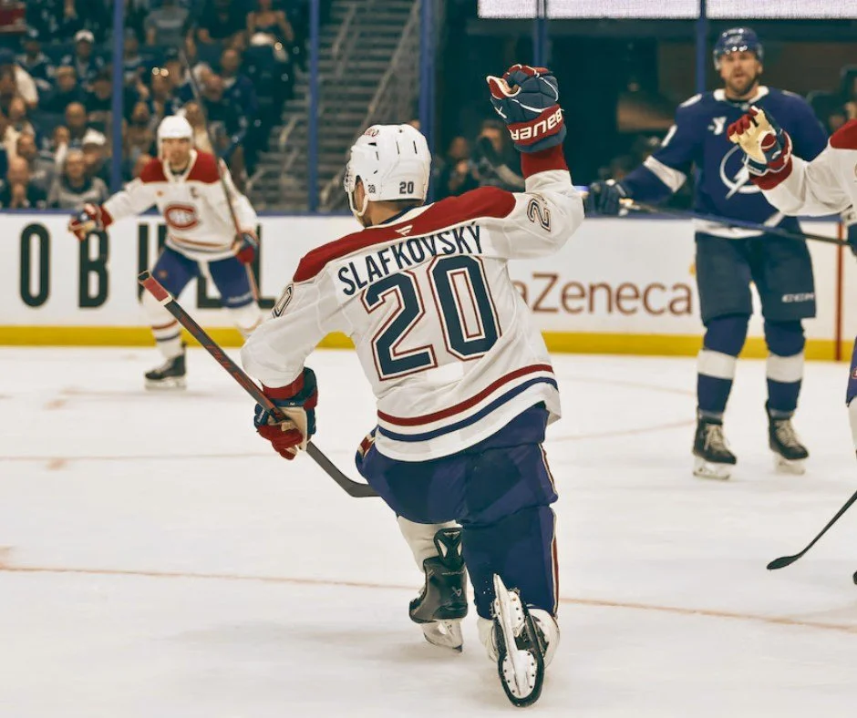🏆 𝗕𝗥𝗔𝗦𝗦𝗘𝗥𝗜𝗘 🏆

📆Mardi 21 avril
🏒Mathieu sera derri&egrave;re le bar pour la diffusion du 2e match de la s&eacute;rie MTL c TBL, go Habs go!

⏰18h00
📍220, rue Mill