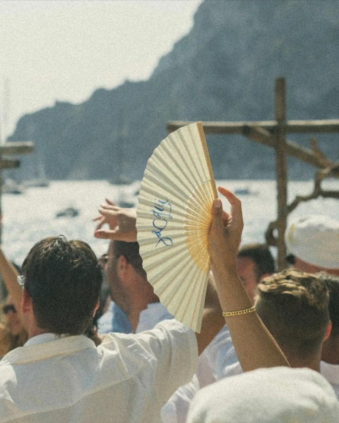 🍋 DOLCE VITA &bull; Nos rep&eacute;rages poursuivent une qu&ecirc;te : celle de l&rsquo;art de vivre &agrave; l&rsquo;italienne, de son sens de la convivialit&eacute;, du d&eacute;tail, et sa c&eacute;l&eacute;bration du go&ucirc;t au service de vos