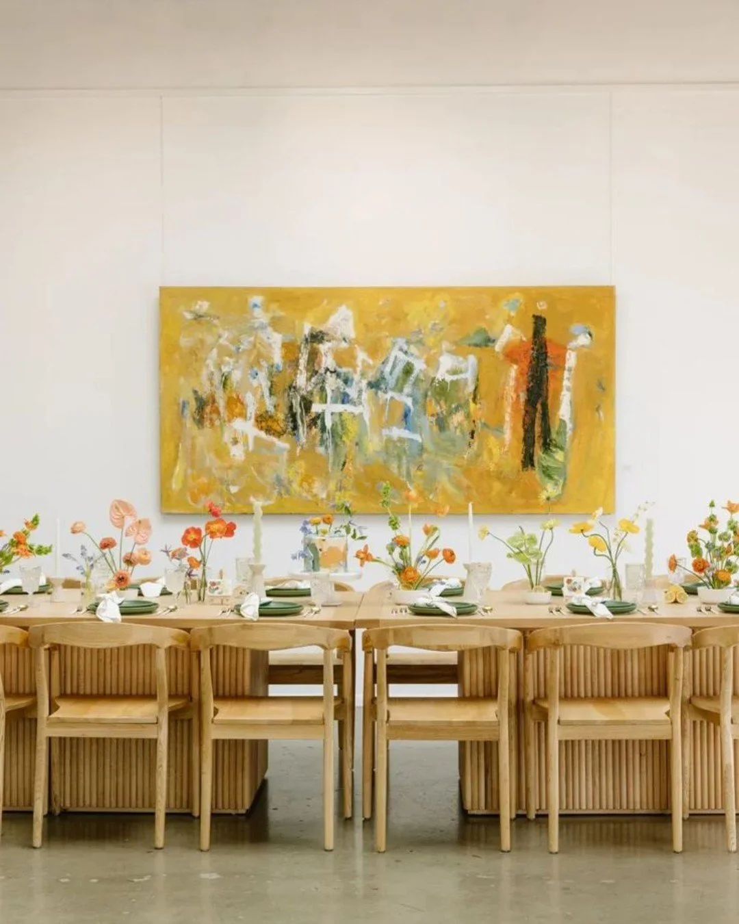🎨 INSPIRATION &bull; R&eacute;unir vos collaborateurs autour d'une table &eacute;ph&eacute;m&egrave;re, dans une galerie d'art privatis&eacute;e pour l'occasion. En bonus : une visite priv&eacute;e et exclusive de la collection. 

&mdash; Gather you