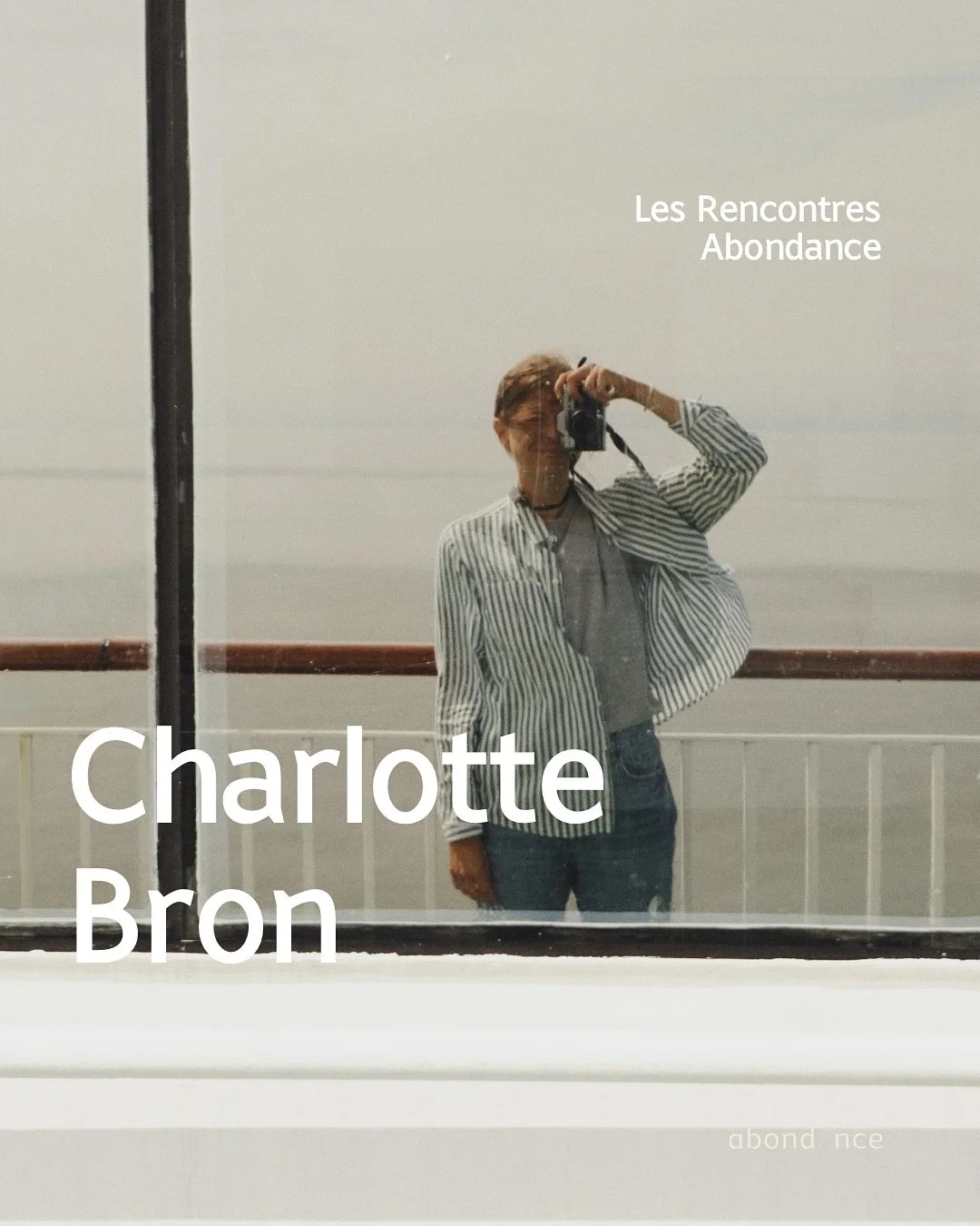 ☕ LES RENCONTRES ABONDANCE &bull; Photographe sp&eacute;cialis&eacute;e dans l&rsquo;art de vivre, @charlotte_bron pose son regard l&agrave; o&ugrave; d&rsquo;autres passent trop vite : un d&eacute;tail d&rsquo;architecture, une atmosph&egrave;re spo