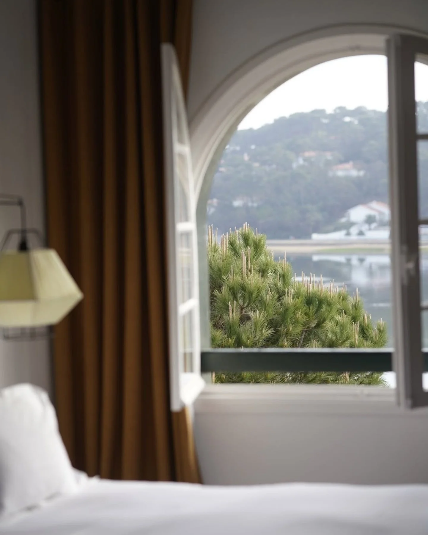 🌲 R&Eacute;TROSPECTIVE &bull; Trois jours dans les Landes pour une &eacute;quipe d&rsquo;investisseurs. Camp de base : deux propri&eacute;t&eacute;s des @domainedefontenille , entre lac, oc&eacute;an et for&ecirc;ts landaises.

Au programme de ce s&