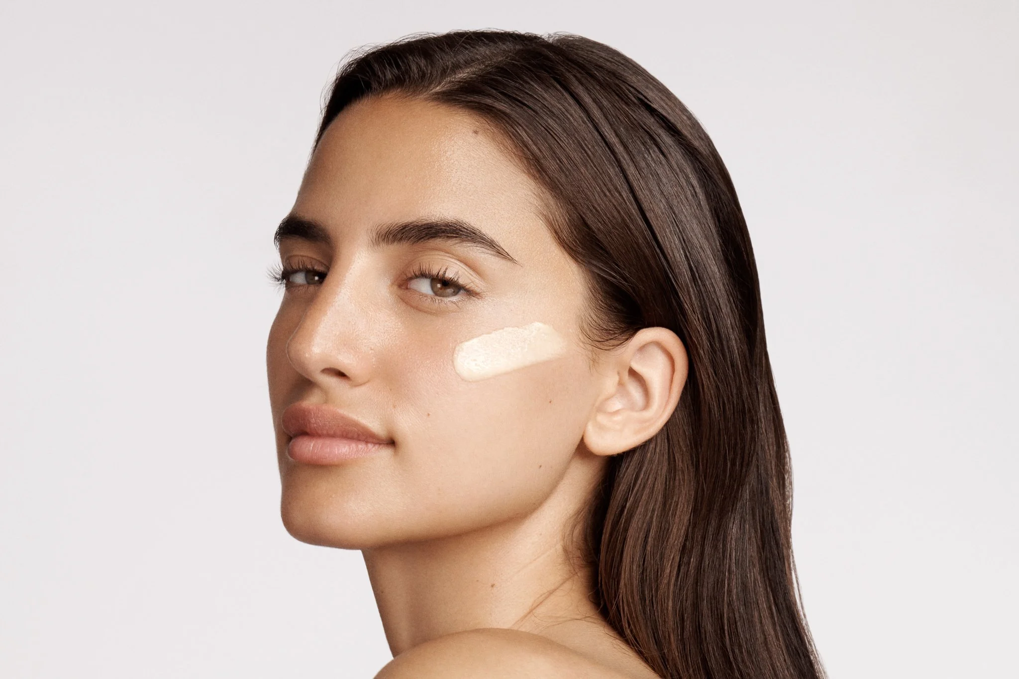 2023_04_19_LYMA_SKIN_SHOT_01_MILLI_0778.jpg