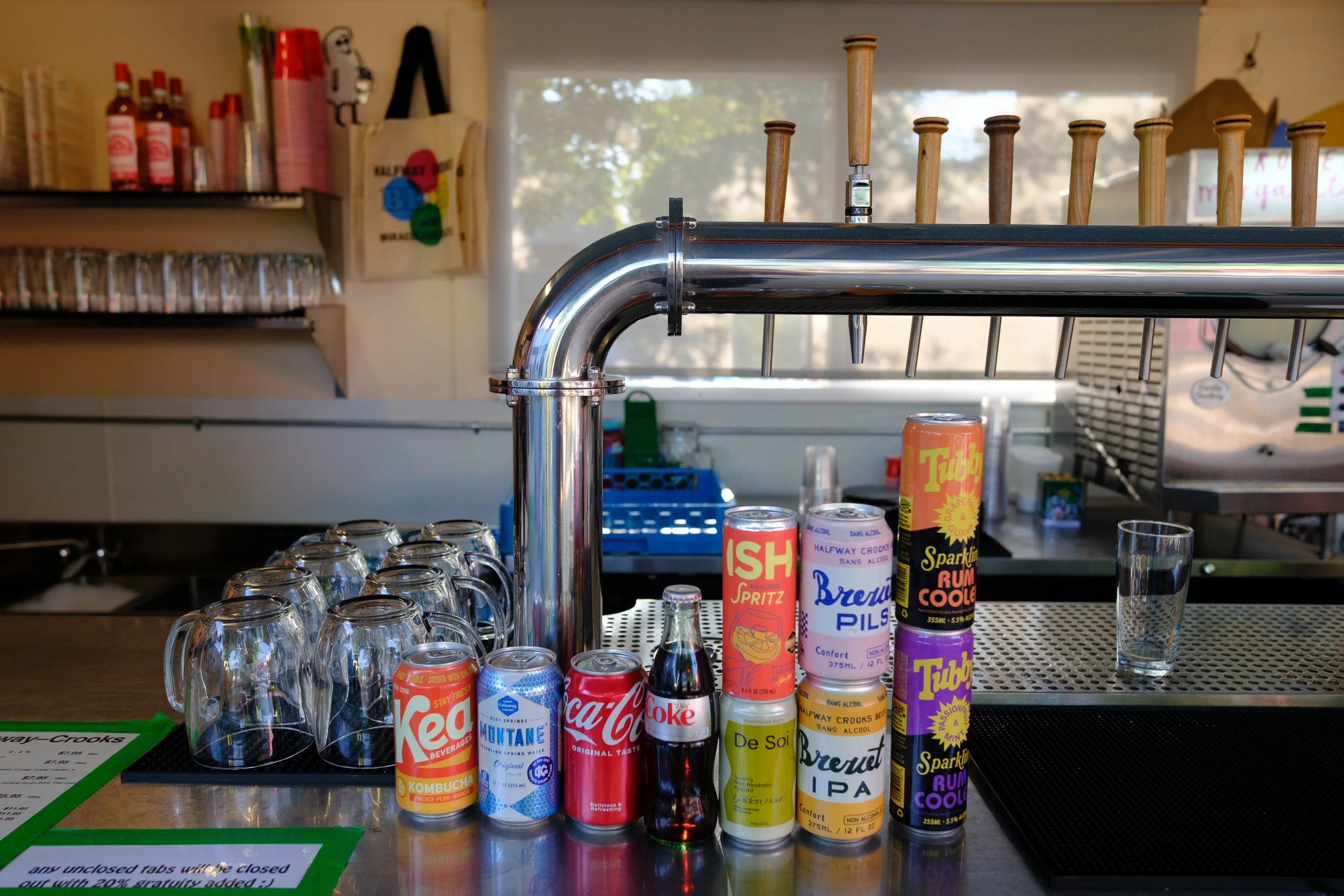 ManufacturingHappyHour0414260003.jpg