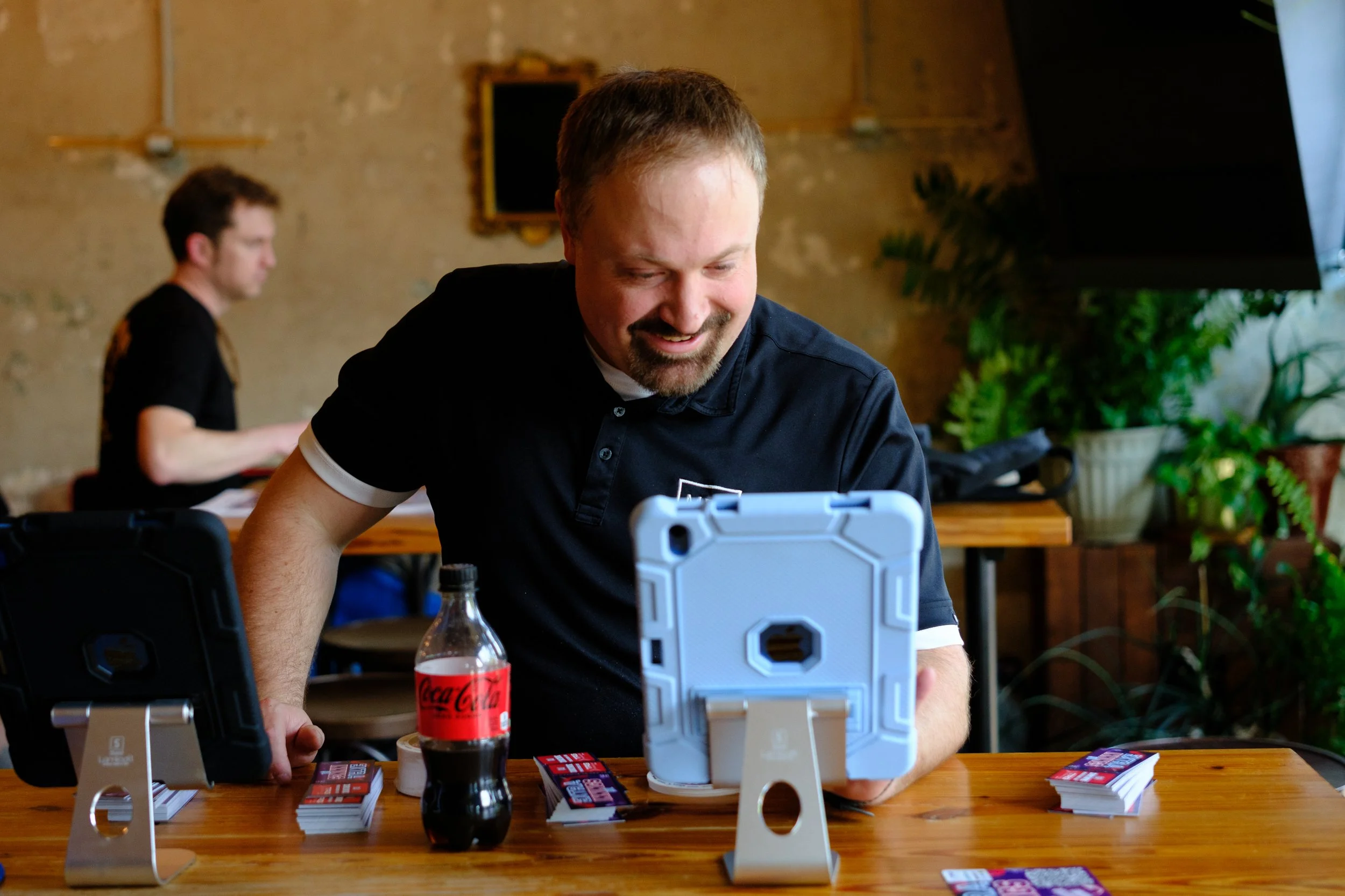 ManufacturingHappyHour0414260012.jpg