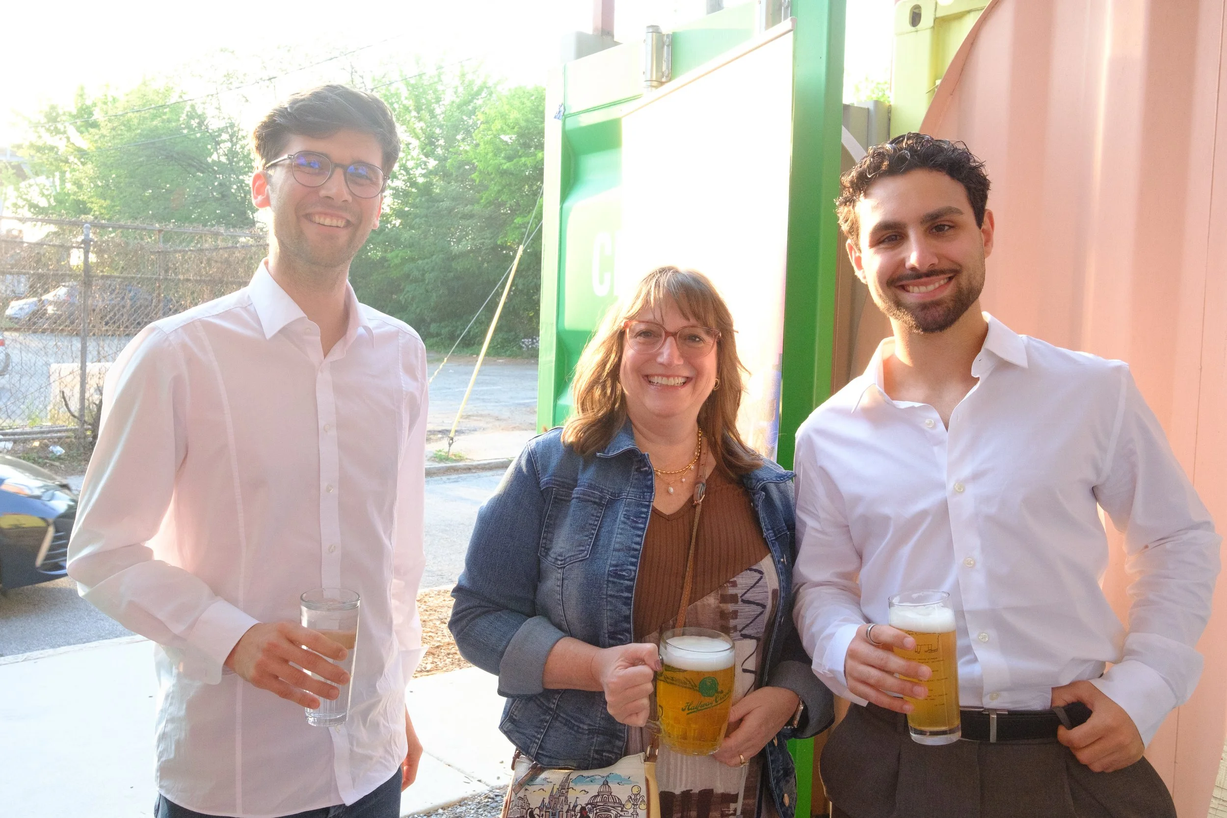 ManufacturingHappyHour0414260030.jpg