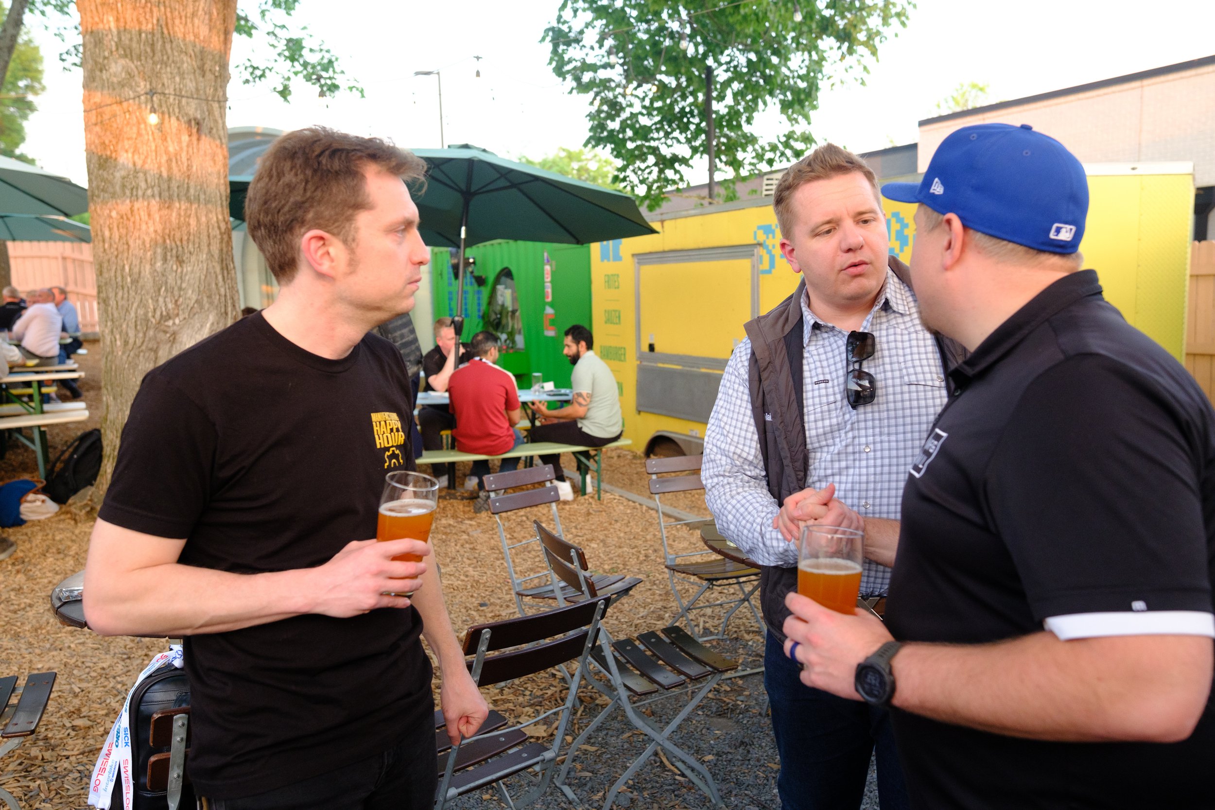 ManufacturingHappyHour0414260099.jpg