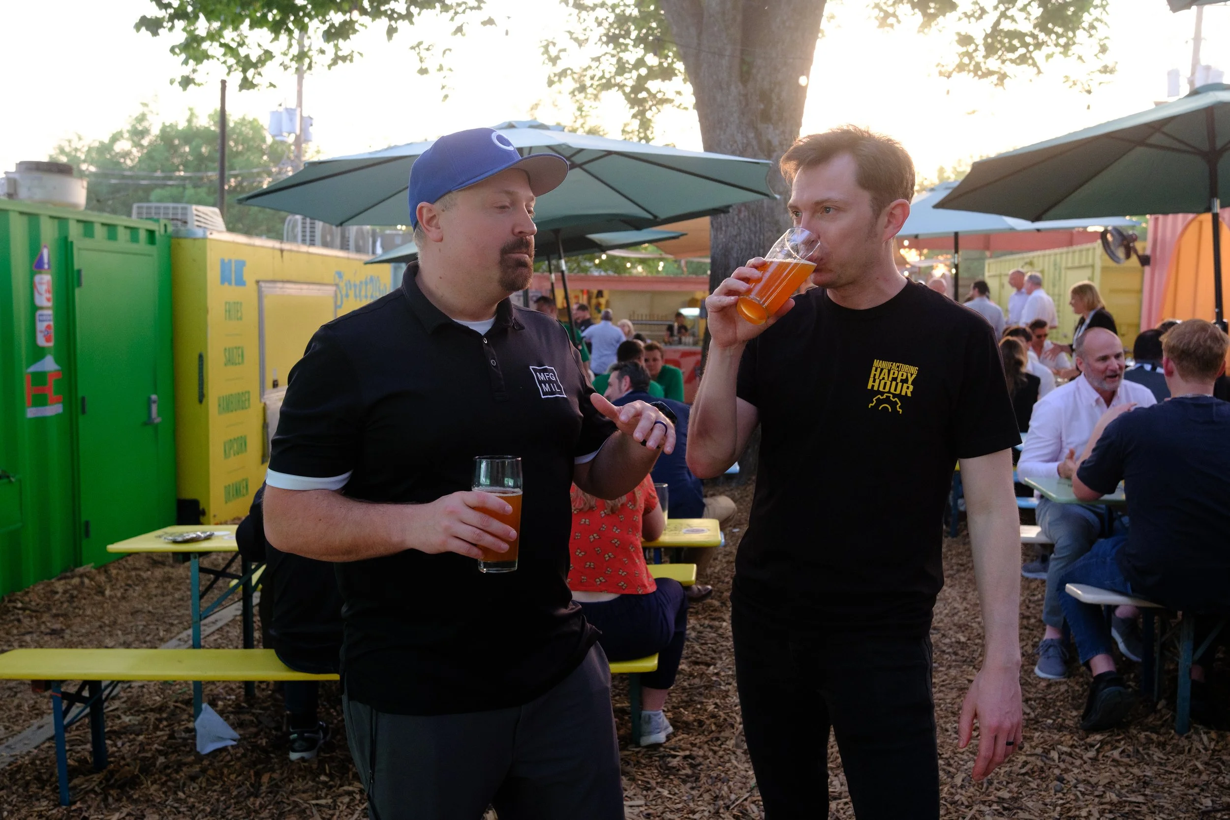 ManufacturingHappyHour0414260106.jpg