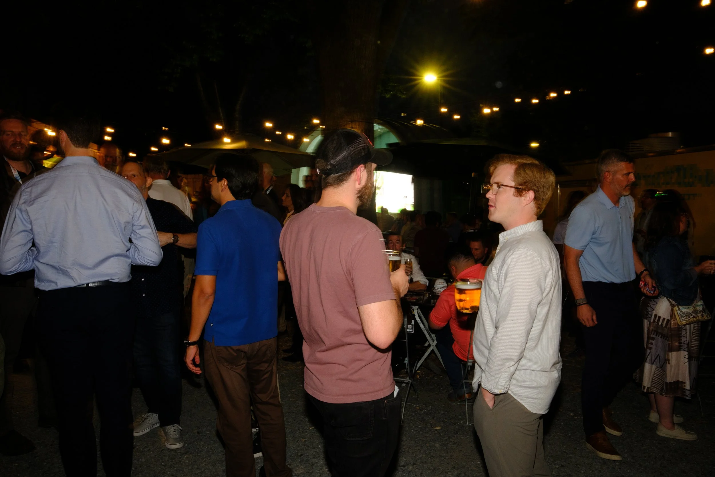 ManufacturingHappyHour0414260149.jpg