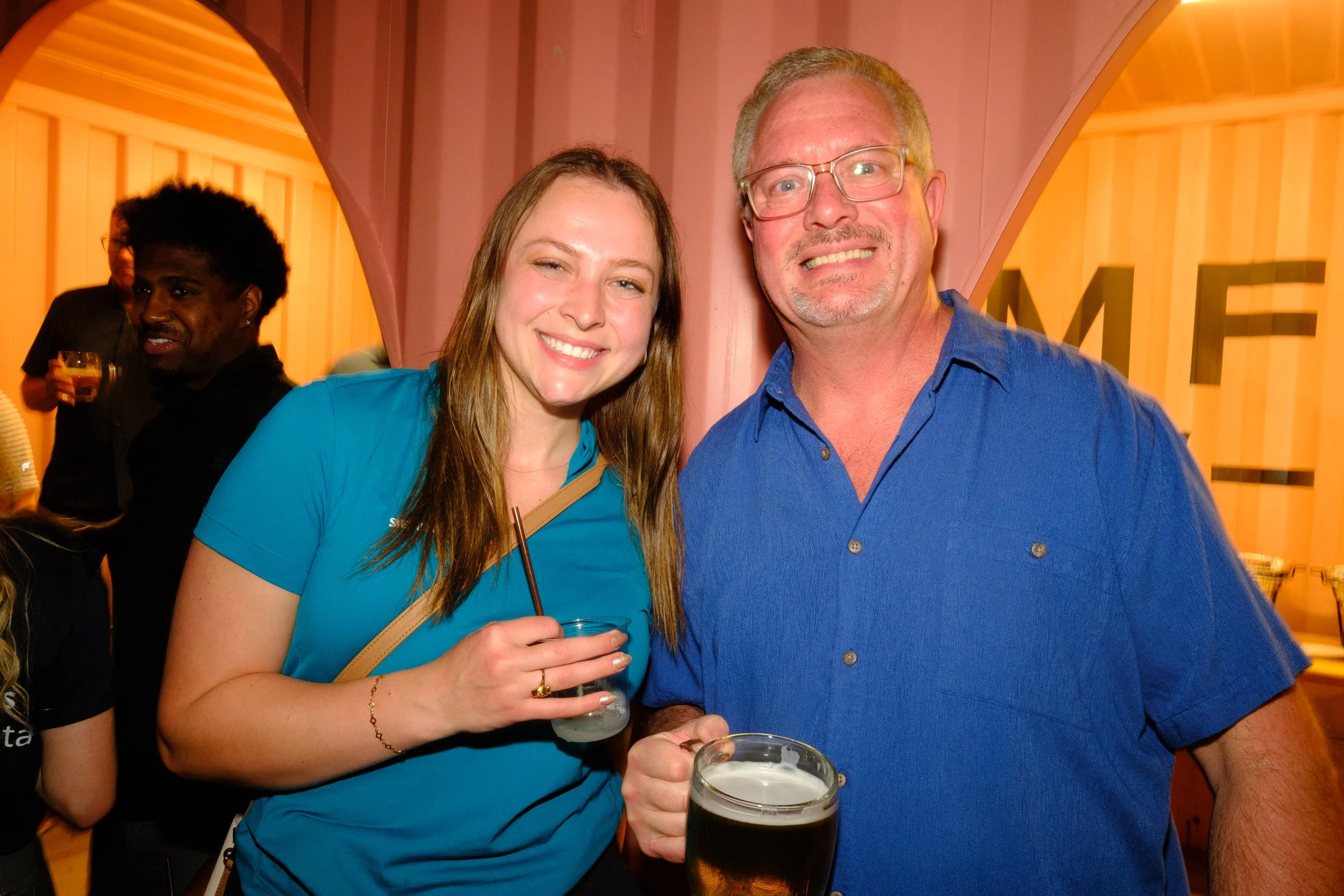 ManufacturingHappyHour0414260161.jpg