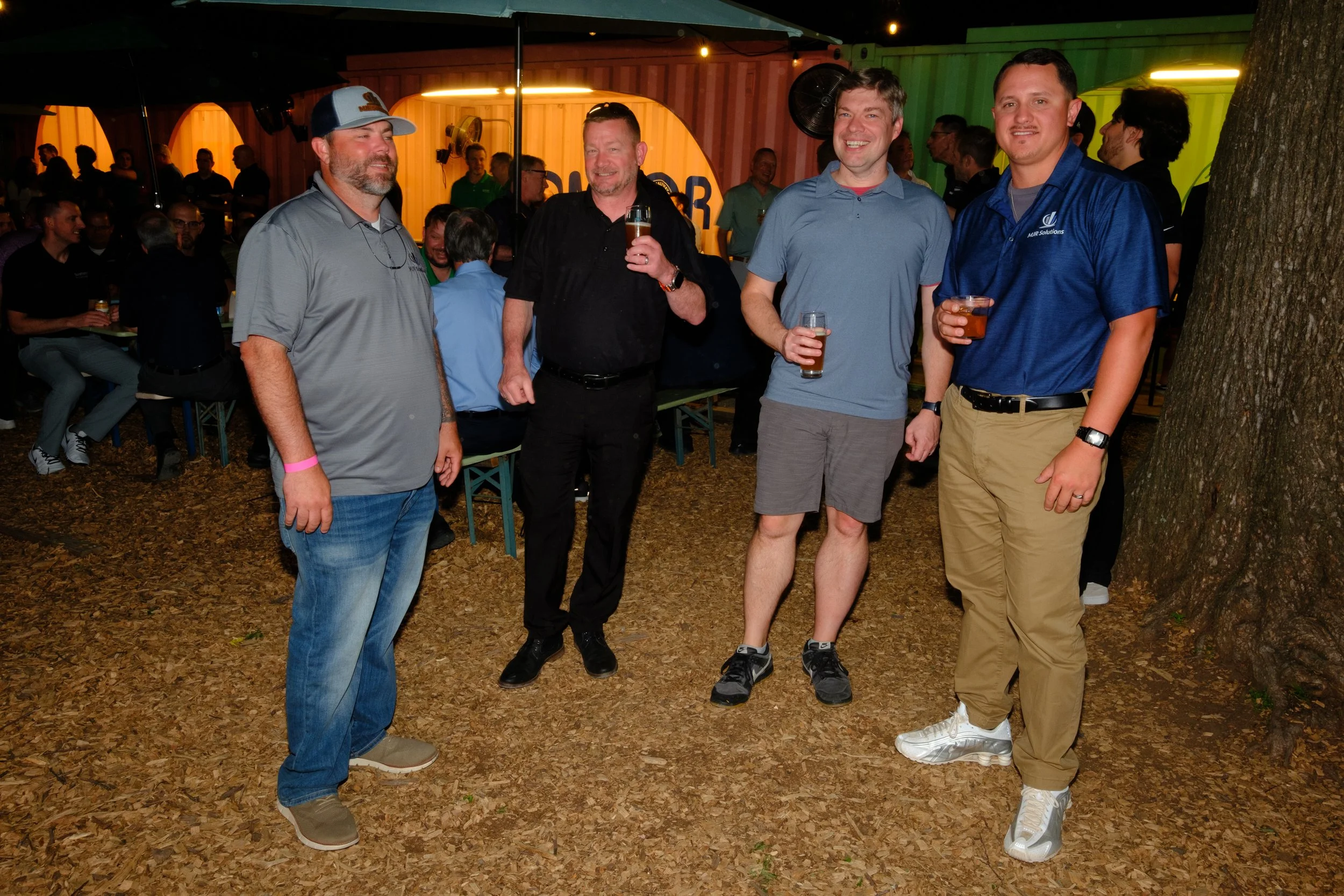 ManufacturingHappyHour0414260162.jpg