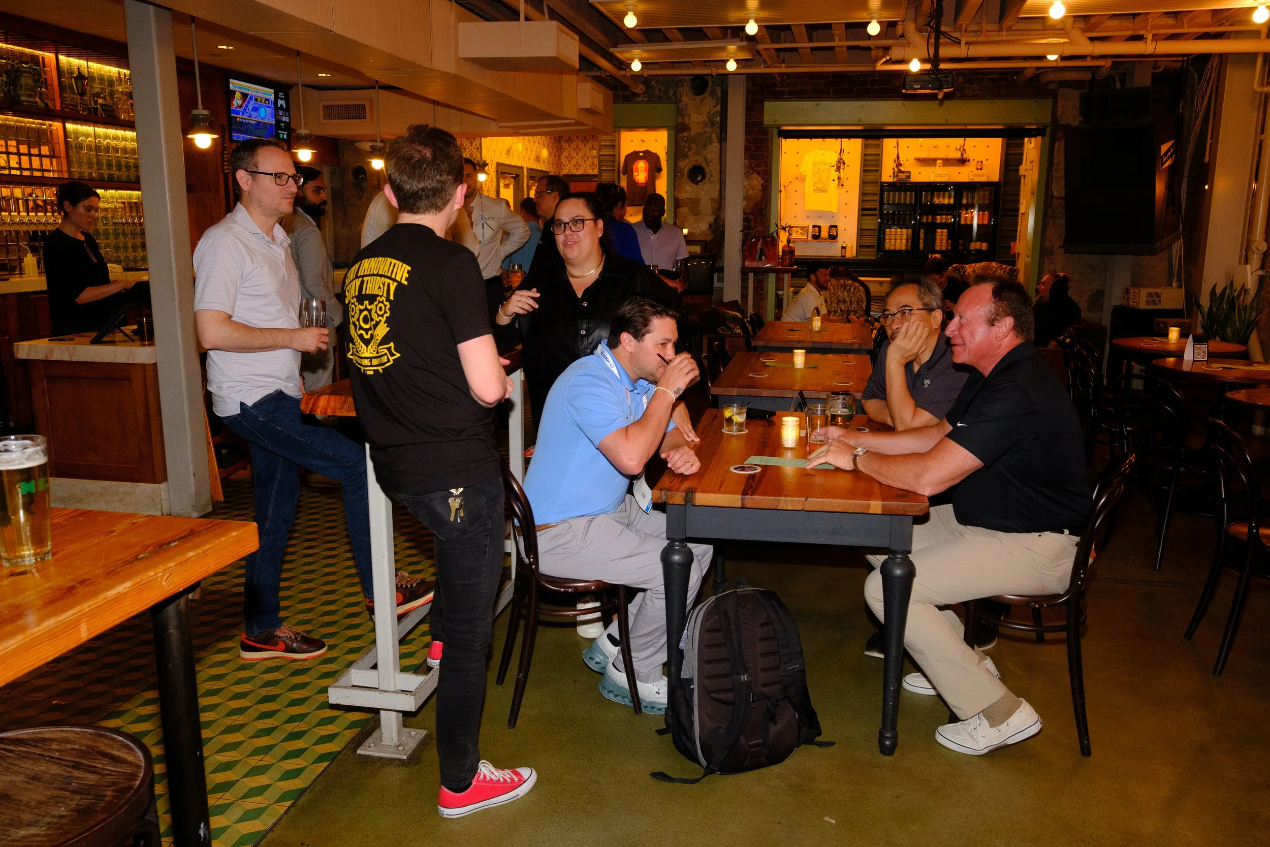 ManufacturingHappyHour0414260177.jpg