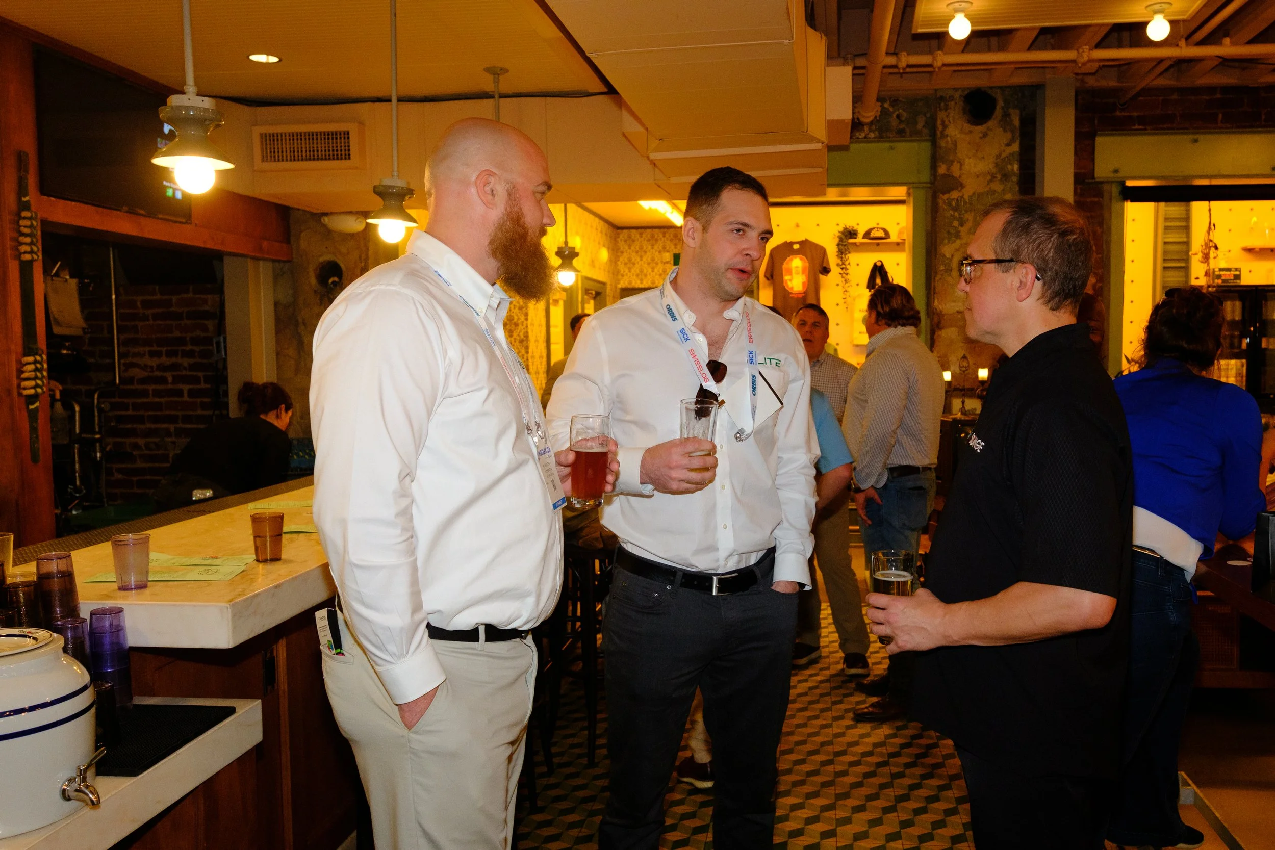 ManufacturingHappyHour0414260178.jpg