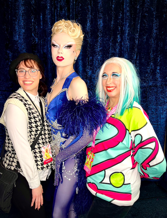 Cartier the Queen with Starlet at DragCon UK.png