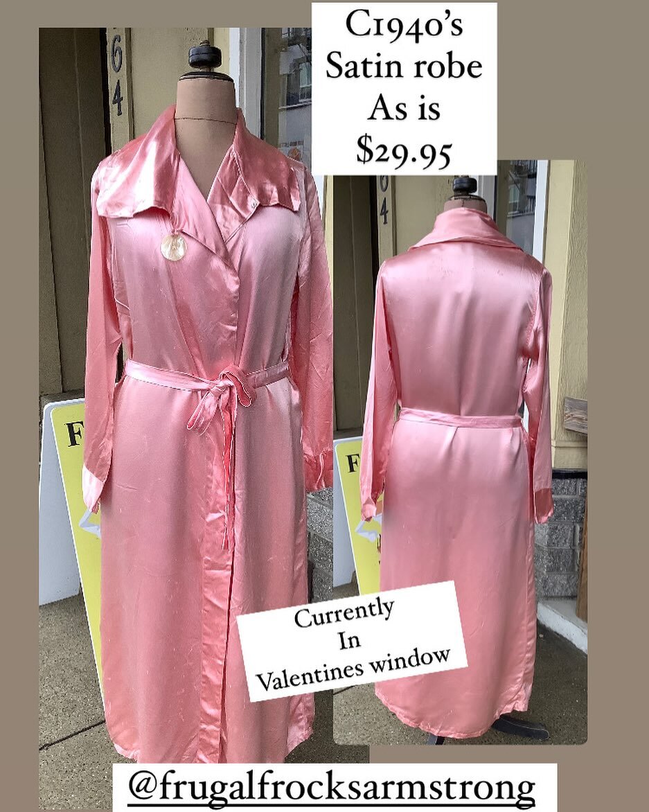 Vintage 1940&rsquo;s satin pink. Size medium. Some wear, $29.95

#vintage #1940sfashion #lingerie #recyledfashion #timelessdesign #smallbusiness #smalltownlife #frugalfrocksarmstrong