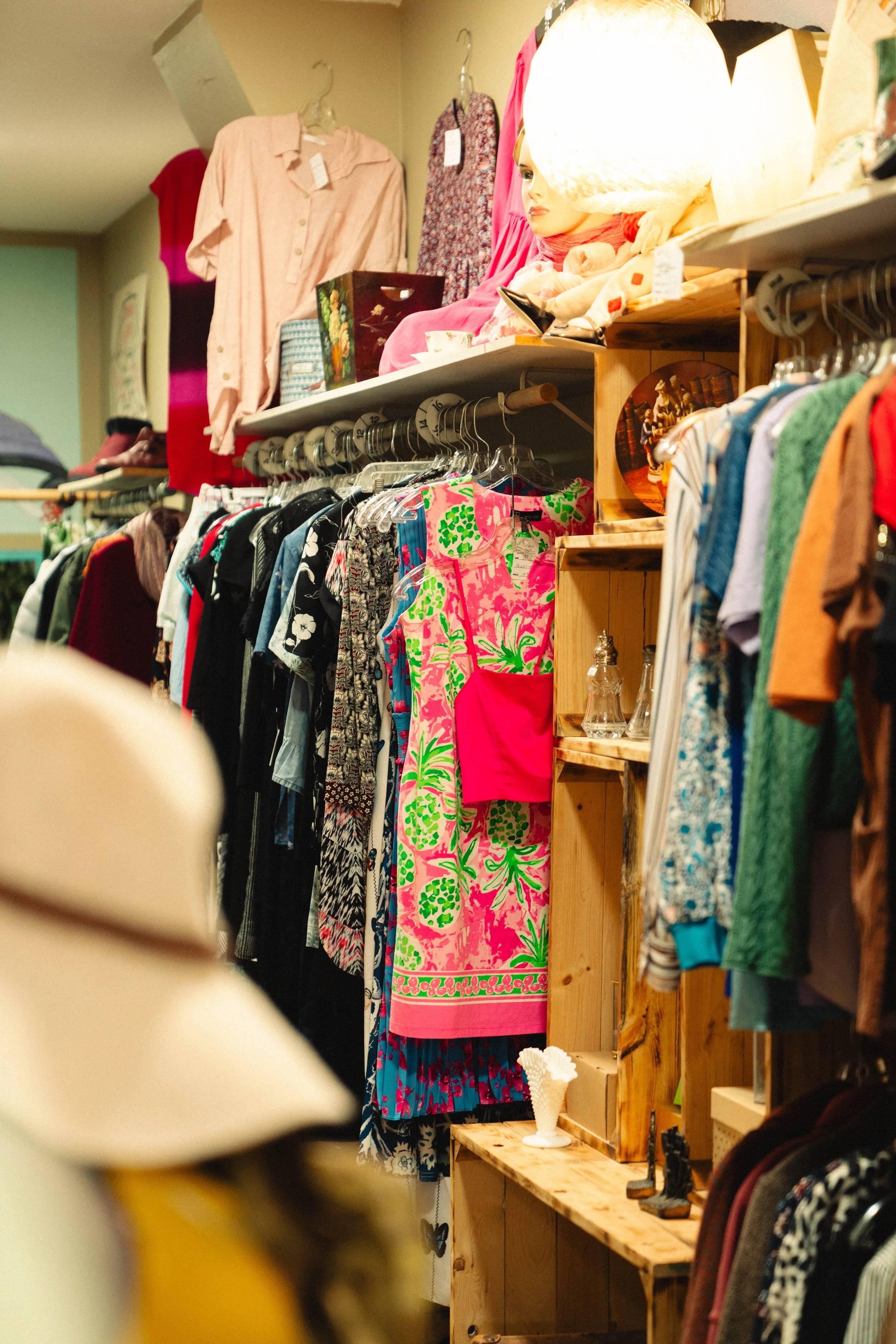 New and used women's consignment clothing.