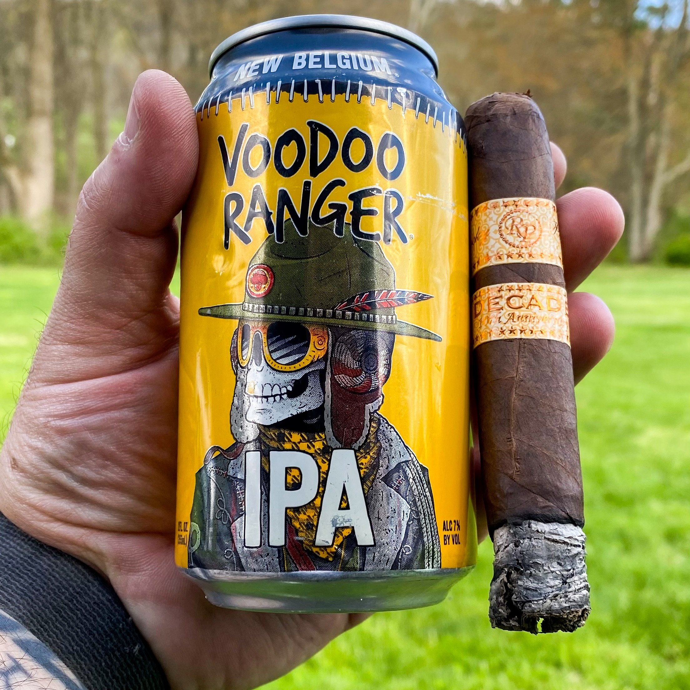 Remember the weekend starts on Thursday now. 

#beer 
#cigarlife