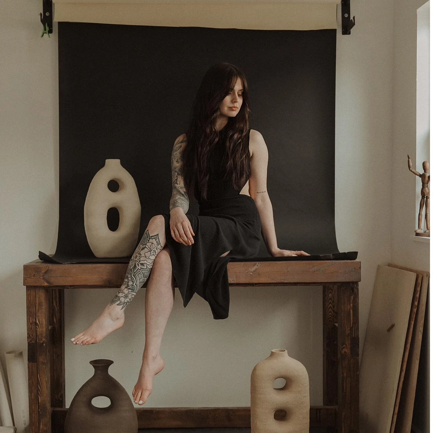 Dani Made This / @dani.made.this 

Modern ceramics created by a beautiful soul, website in process - but follow her on IG to keep tabs on her creations, process, cutie pie kitty boos, and if you&rsquo;re interested in purchasing some of her work, DM 