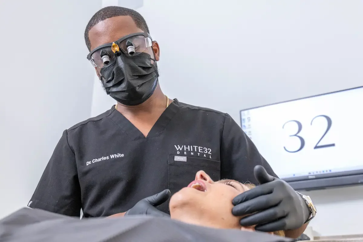 68e95c100906611bc5d6ef61_Branding Photos - White32 Dental-25.webp