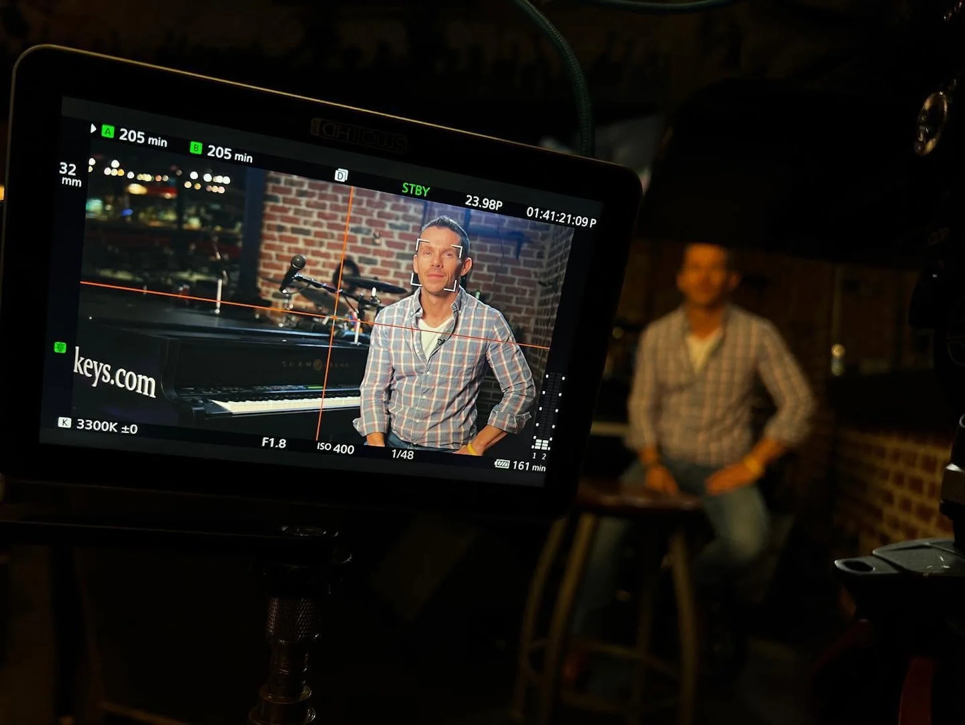 C King Media filming a piano player at the Dueling Piano Bar Bobby McKey's in National Harbor