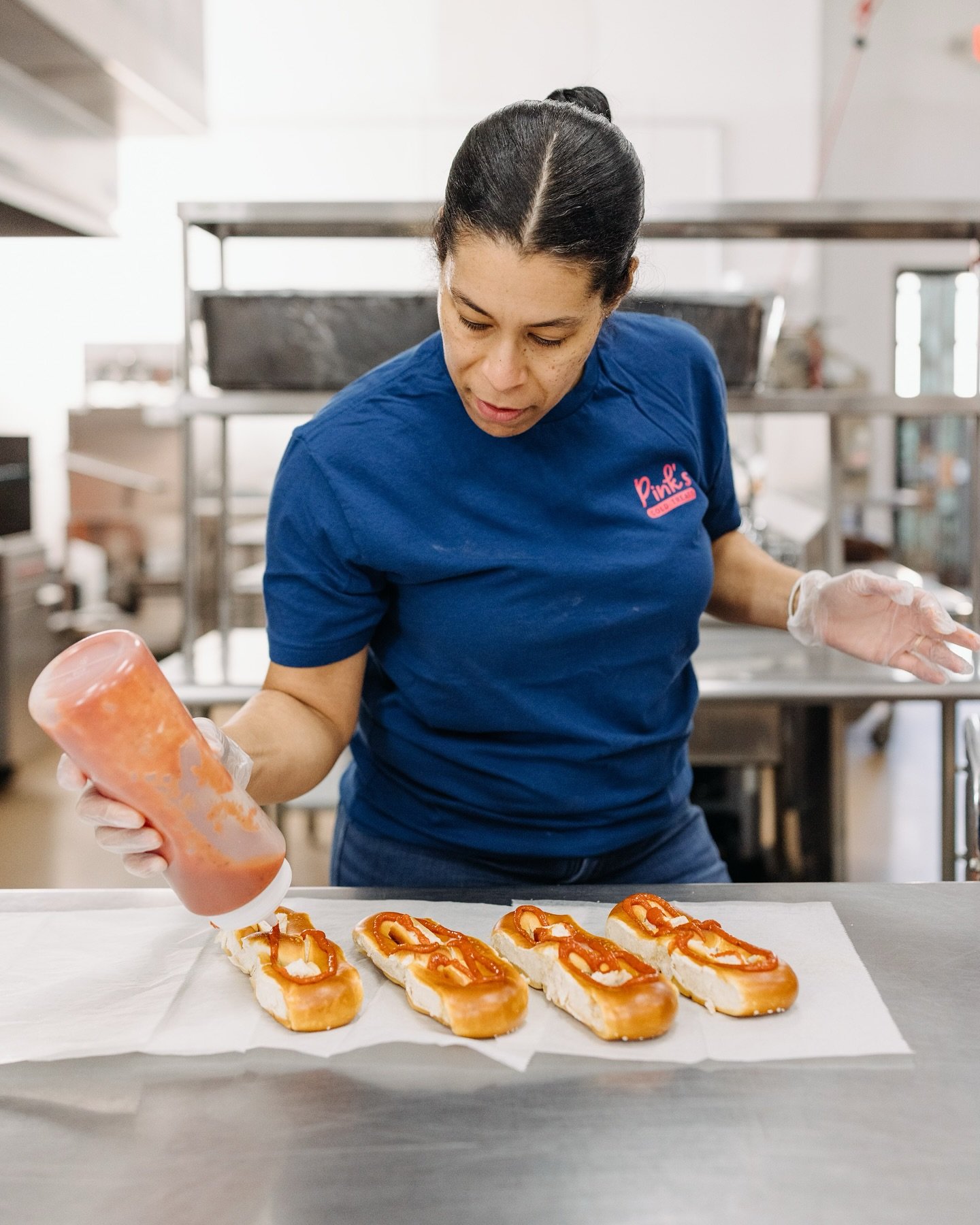 Who better to shout out on National Pretzel Day than @pinkscoldtreats?!? 🥨🥨🥨
If you’re looking for water ice and snacks for your summer event, talk to Pink’s! 🍨
📸 : @somascapestudio
#culinarycollective #culinarycollectivephilly #