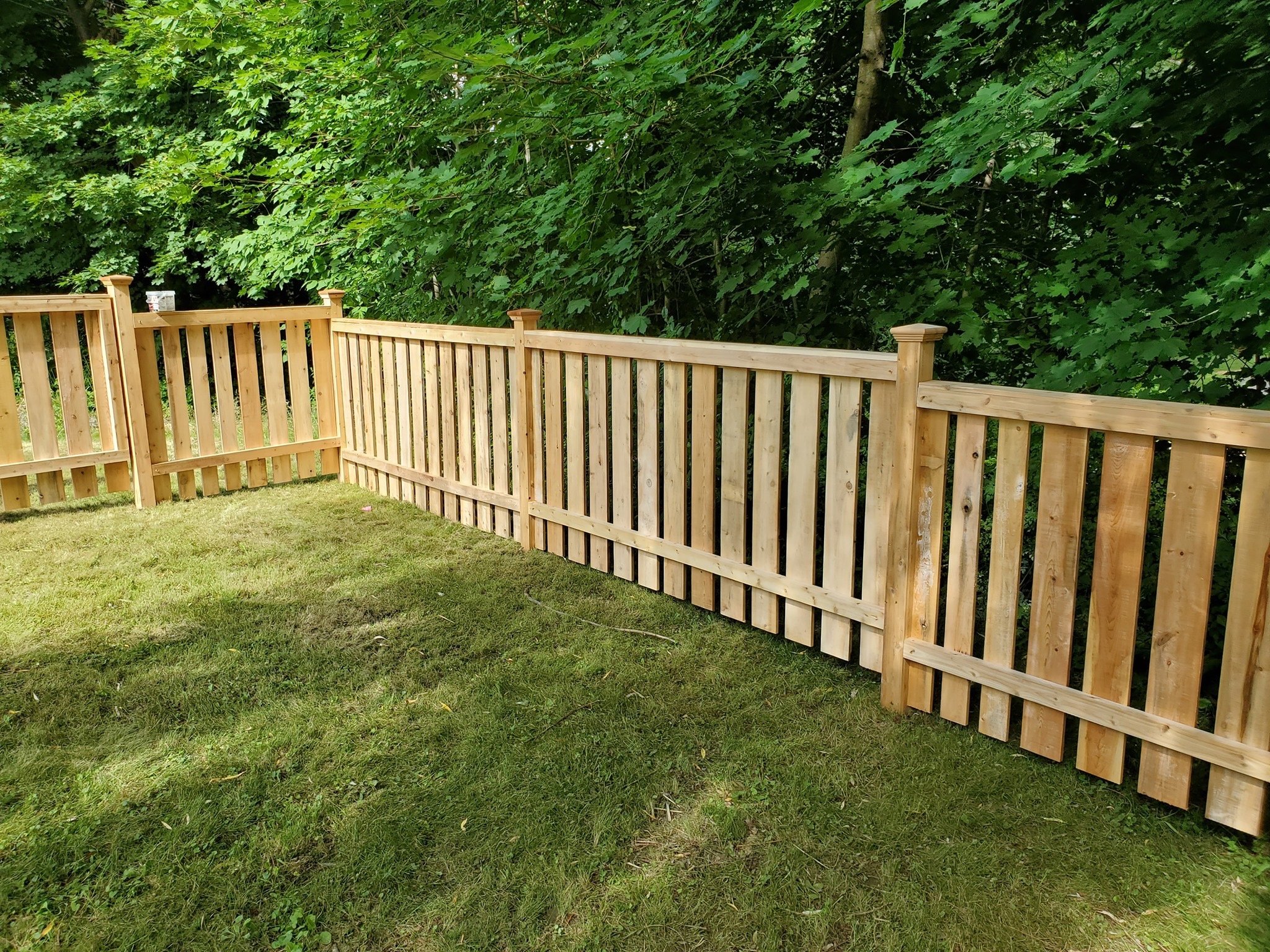 stepped 4' tall spaced picket (C66)