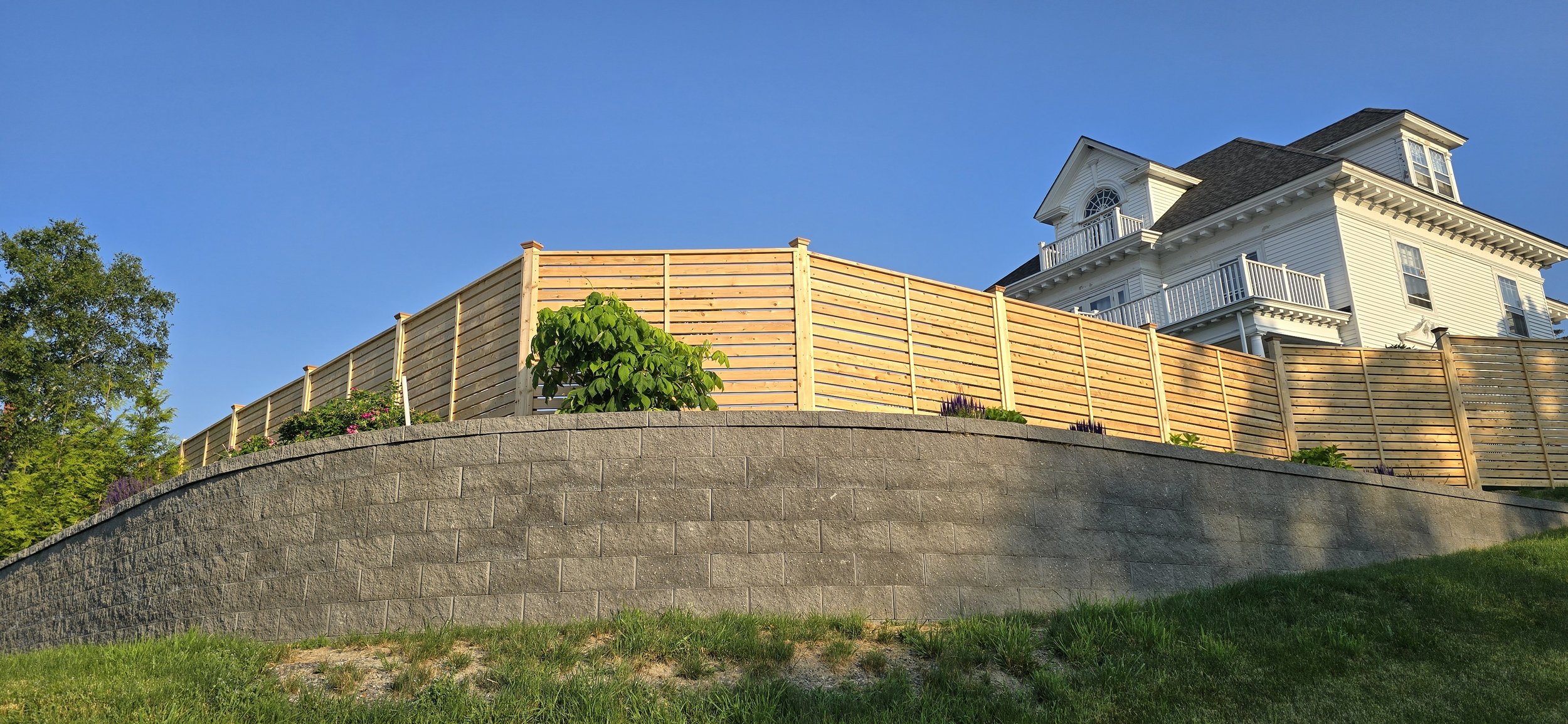 horizontal cedar good neighbor semi privacy (C78)